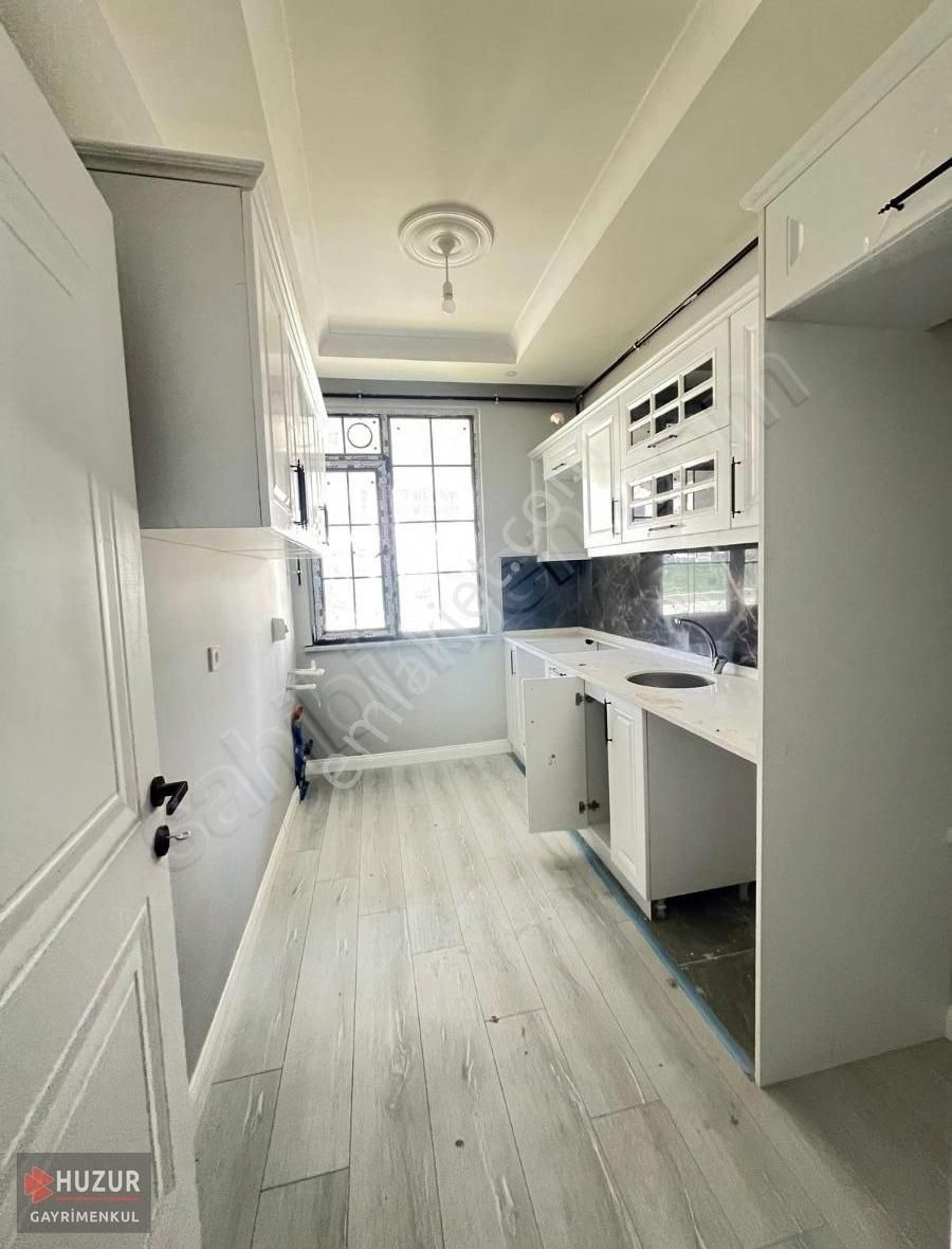 Huzur'dan Rumeli Mahallesi 2+1 Sıfır Yüksek Giriş Satılık Daire