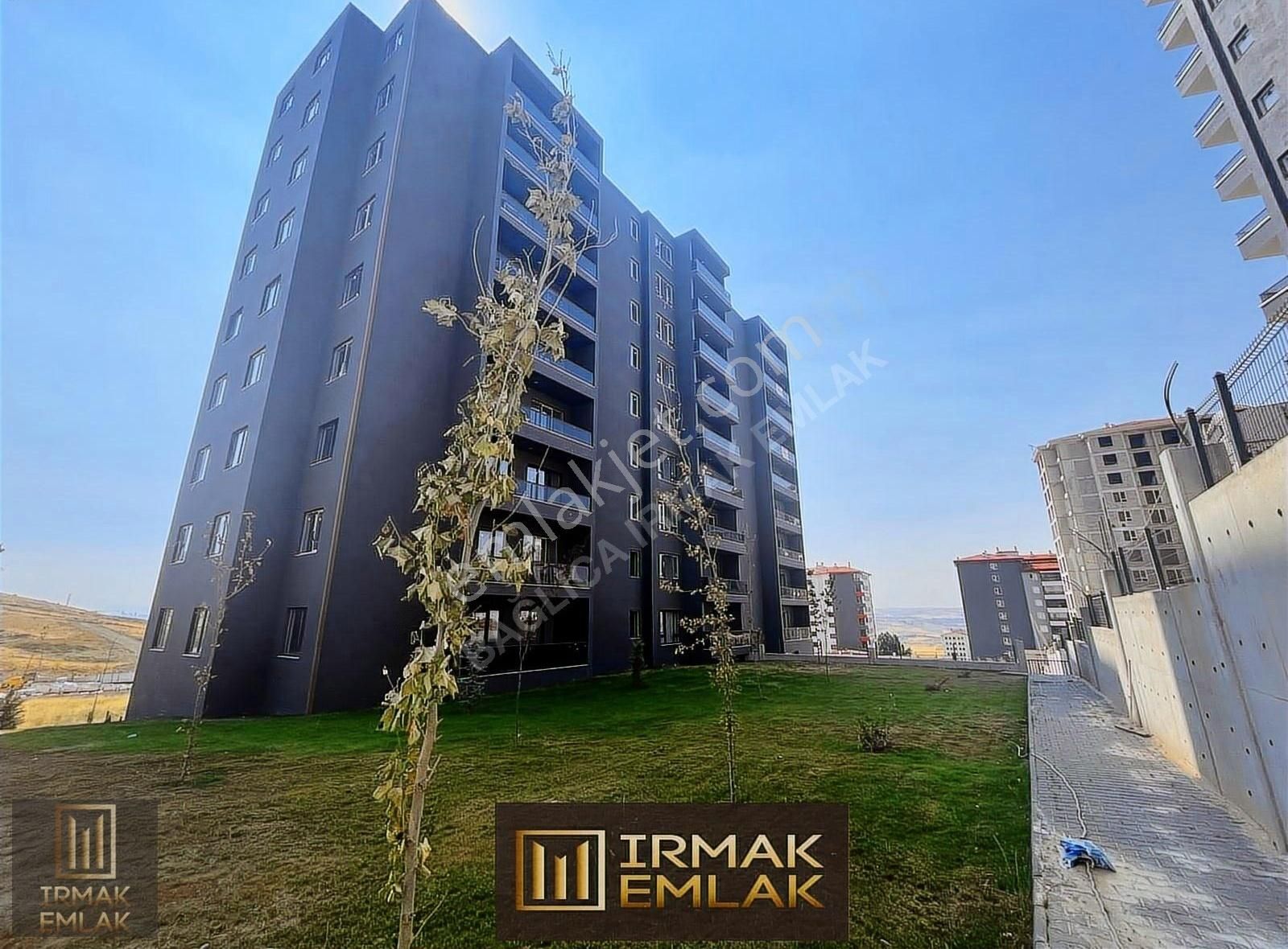 Atayurt Mah.yeni Bitmiş Projede Yeden Isıtma 2+1 Satılık Daire