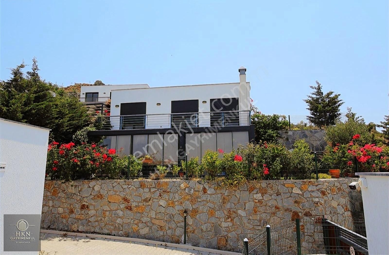 Bodrum Yahşi Sınırında Tam Müstakil Plajlı Ortak Havuzlu Villa - Görsel 18