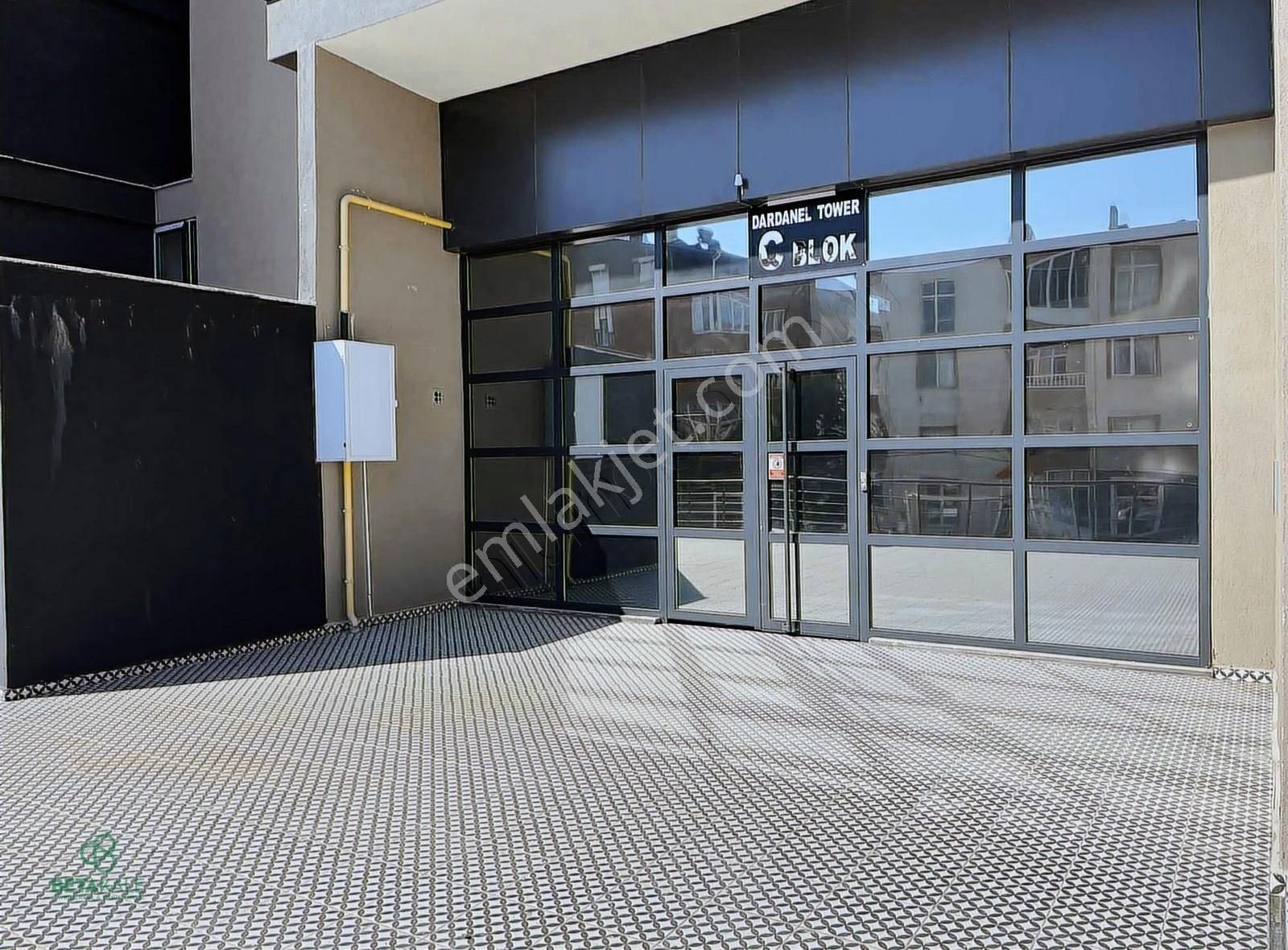 İskele Ve Boğaz Manzaralı Kapalı Mutfak 3+1 Satılık Daire