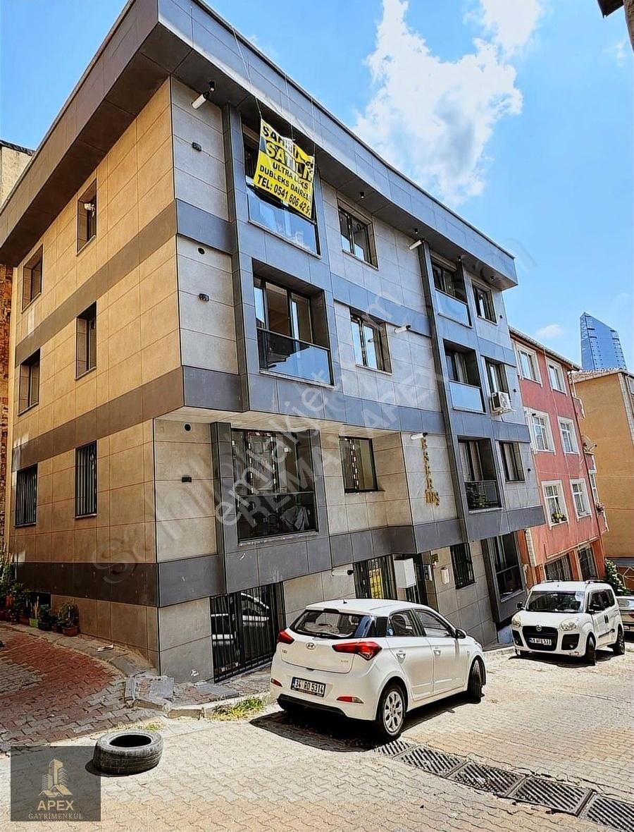 Levent Çeliktepede Sıfır Bina 2+1 Ters Dubleks