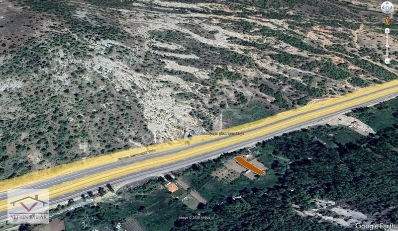 Vitrin'den Erenkaya Bulumya Şifalı İçme Suyu Karşısı Çıtır Bahçe