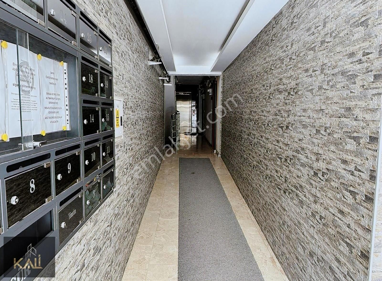Maltepe'de 2,5+1 Çift Cephe Yeni Binada Satılık Daire Kali A.ş.