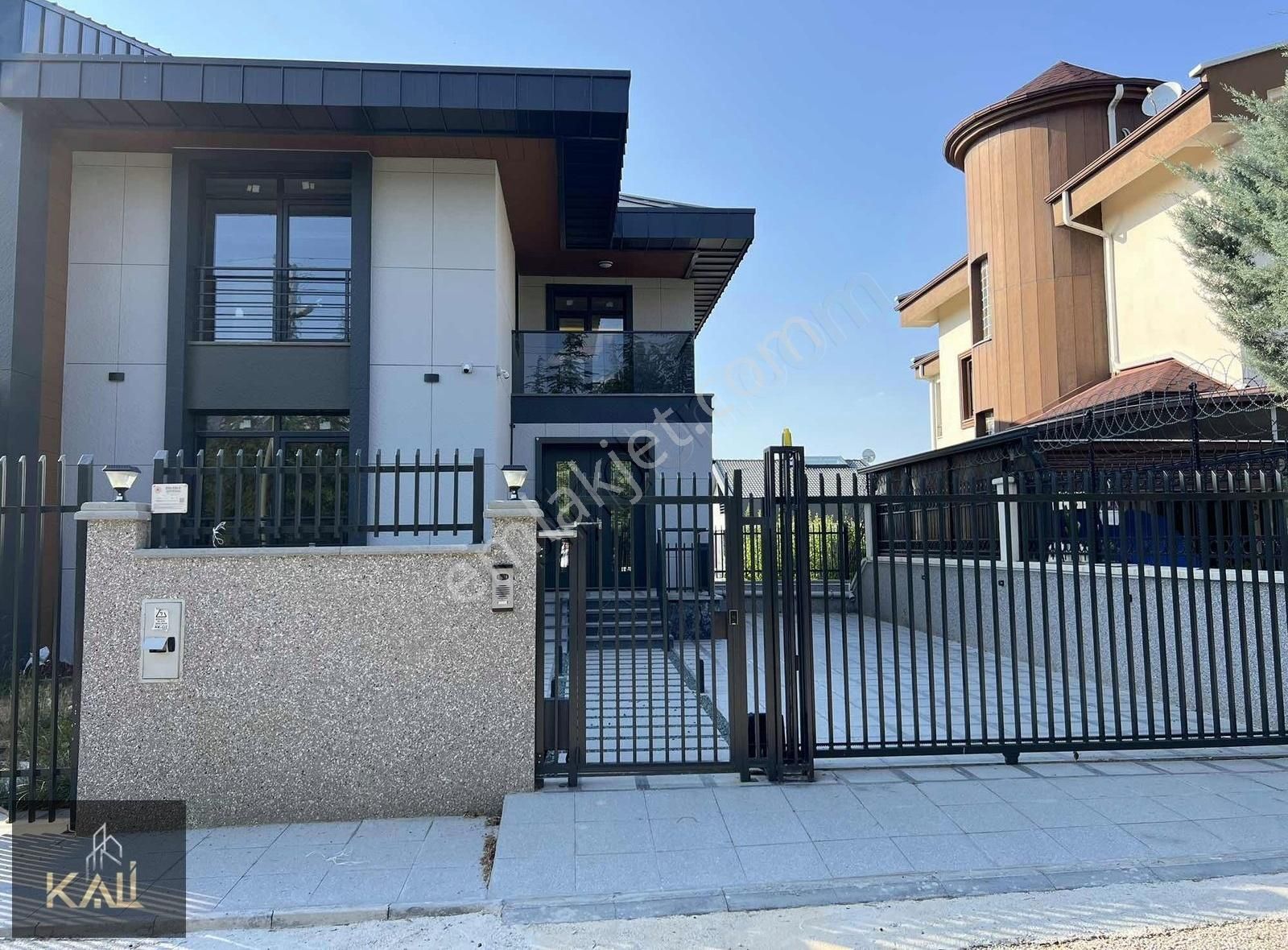 Kızılcaşar Tek Yapı'da Full Yapılı 6+1 Lüks Villa Kali A.ş