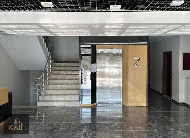 Beyhill'de Eşyalı Kiralık 1+1 Kali A.ş