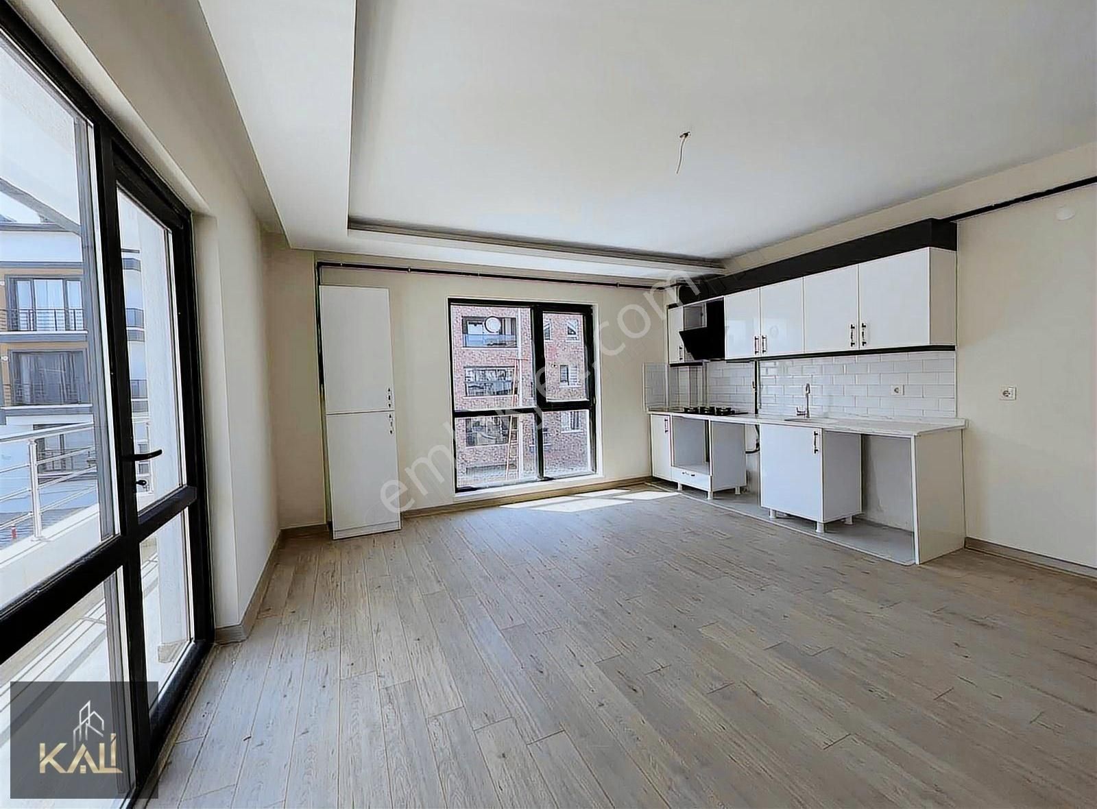 İncek'te Sıfır Ara Kat Merkezi 1+1 Kiralık Daire Kali A.ş