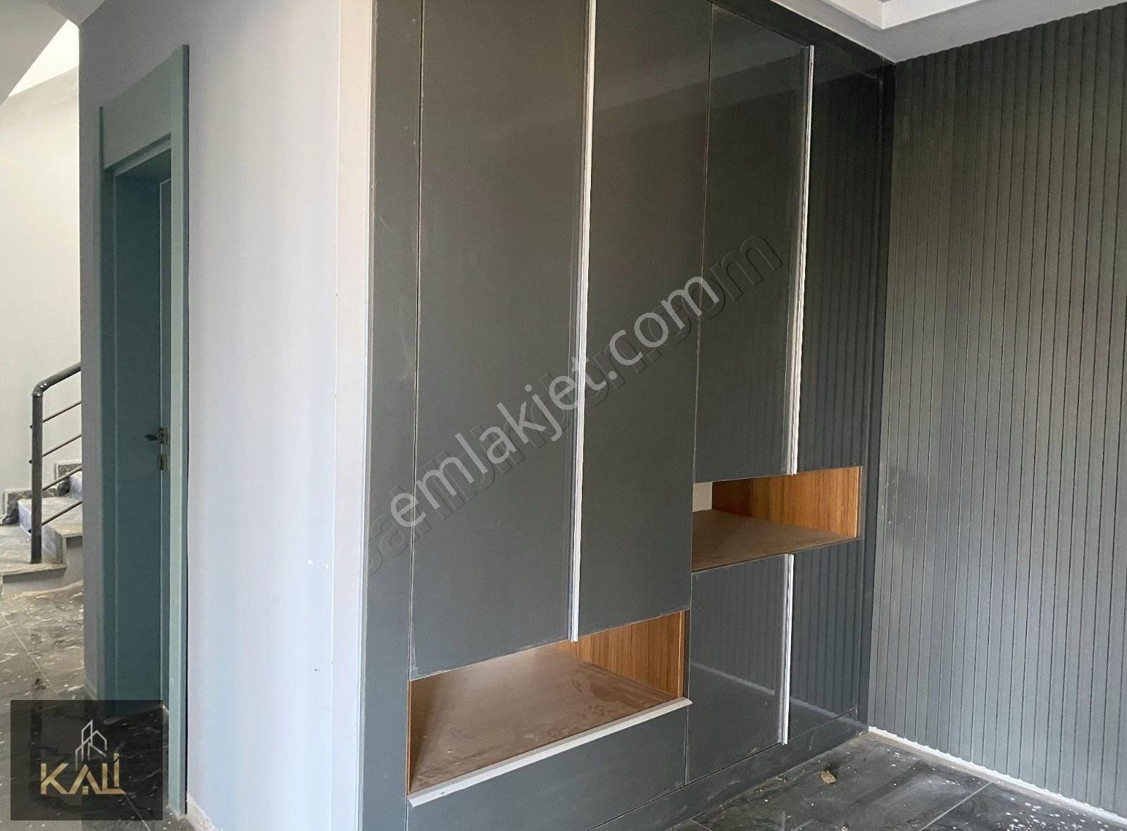 Hacılar'da Butik Site İçerisinde Yapılı 5+1 Villa Kali A.ş