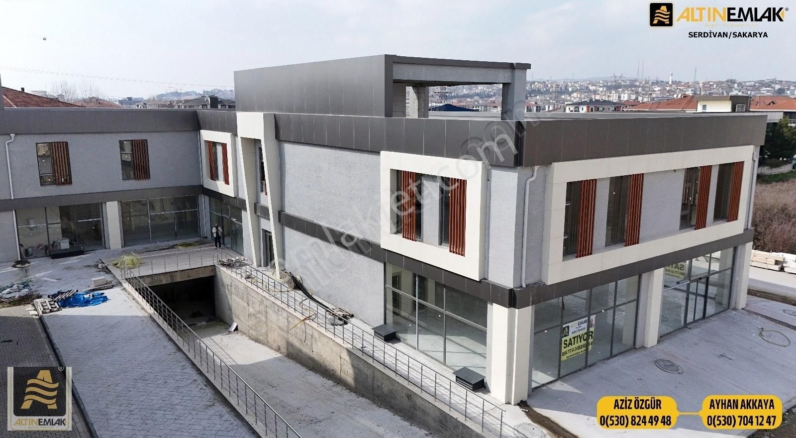 Sakarya Erenler Uluyol Caddesinde Komple Satılık İş Merkezi - Görsel 29