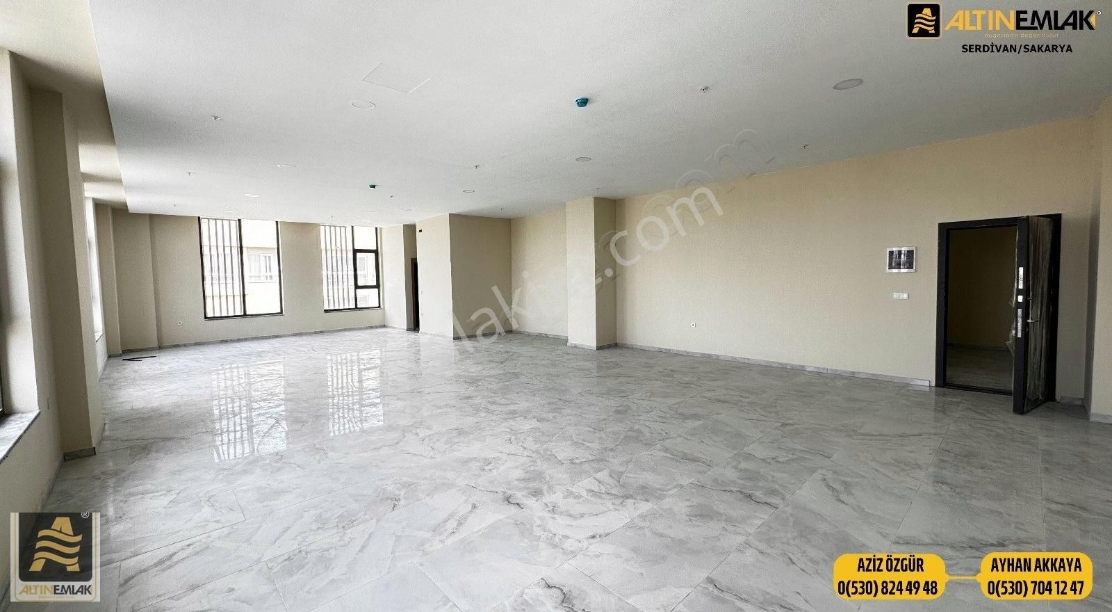 Sakarya Erenler Uluyol Caddesinde Komple Satılık İş Merkezi - Görsel 26