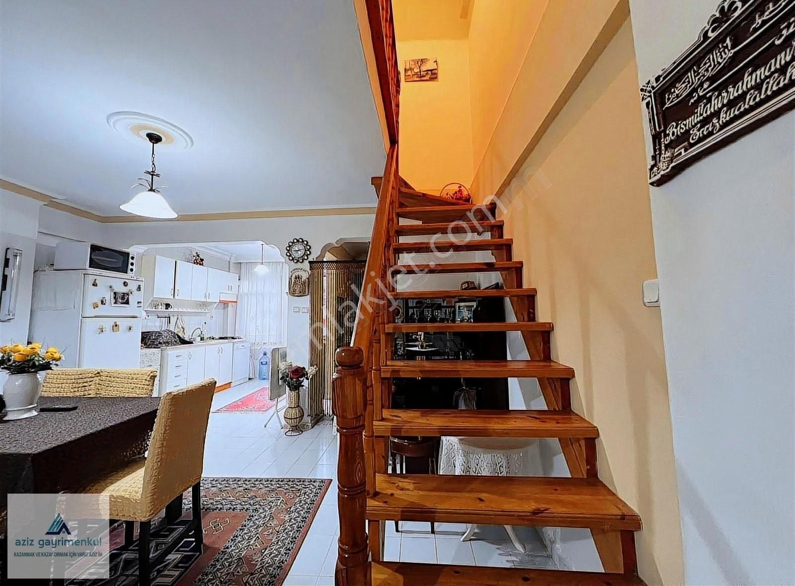 Silivri Gümüşyaka Merkezi Konumda Satılık 3+1 Dubleks Villa - Görsel 20