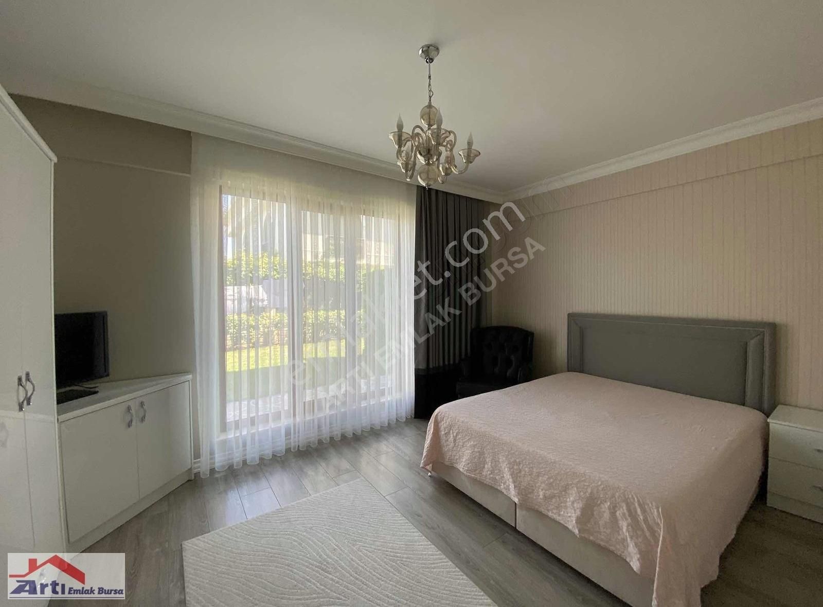 Artı'dan 19 Mayıs'ta Tam Donanım Emsalsiz Bursa Manzaralı Villa - Görsel 4