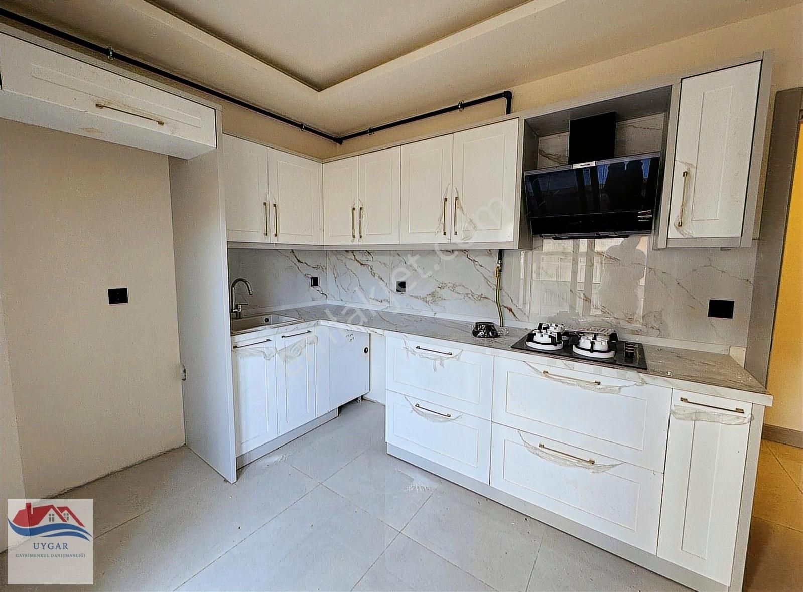 Karşıyaka Yalı Mahallesinde Sıfır 3+1 Daire - Görsel 17