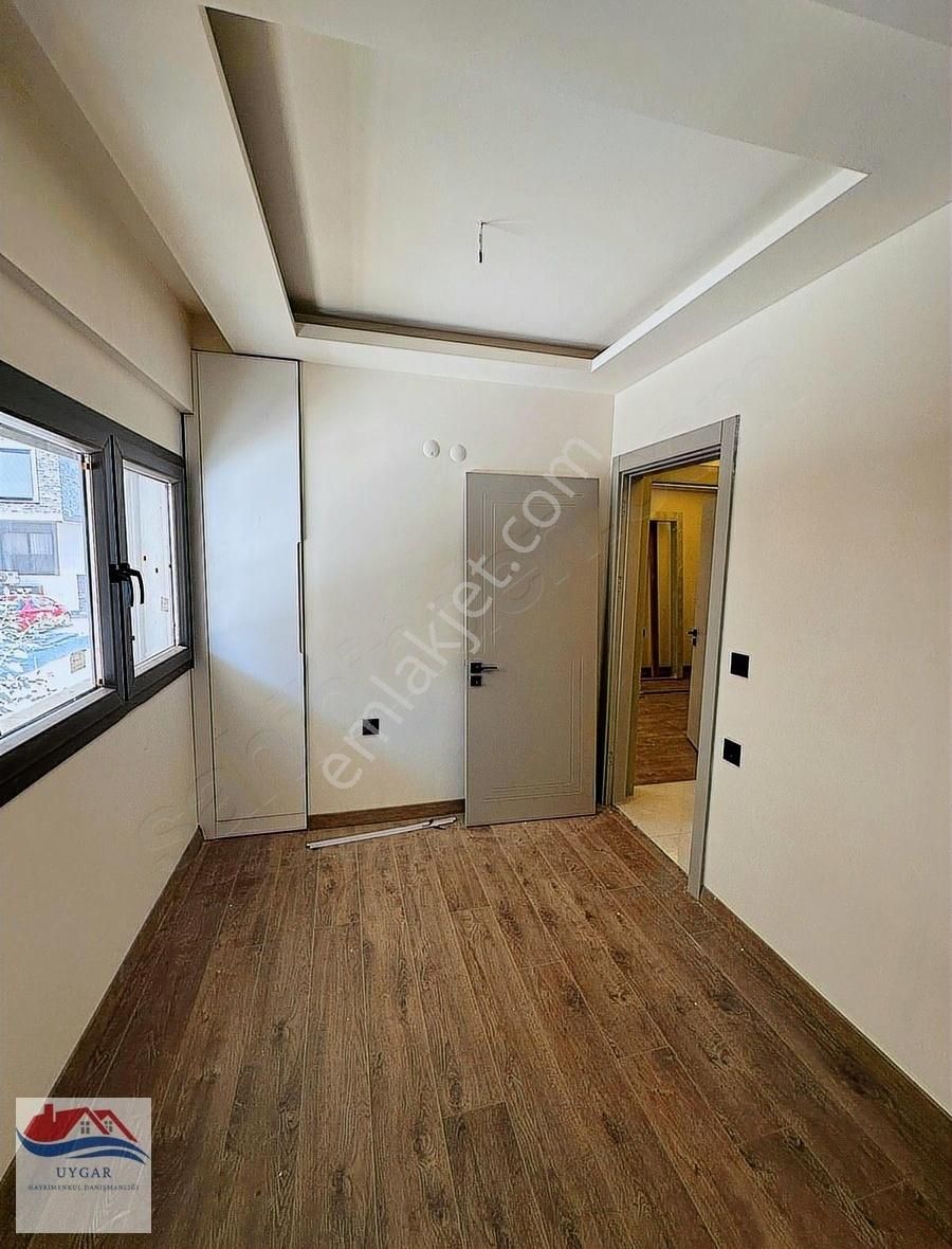 Karşıyaka Yalı Mahallede 1+1 Satılık Lüks Daire - Görsel 2
