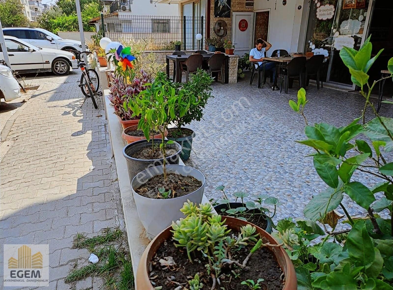 Yelkide Hazır Müşterili Devren Kiralık Ekipmanlı Köfteci Dükkanı