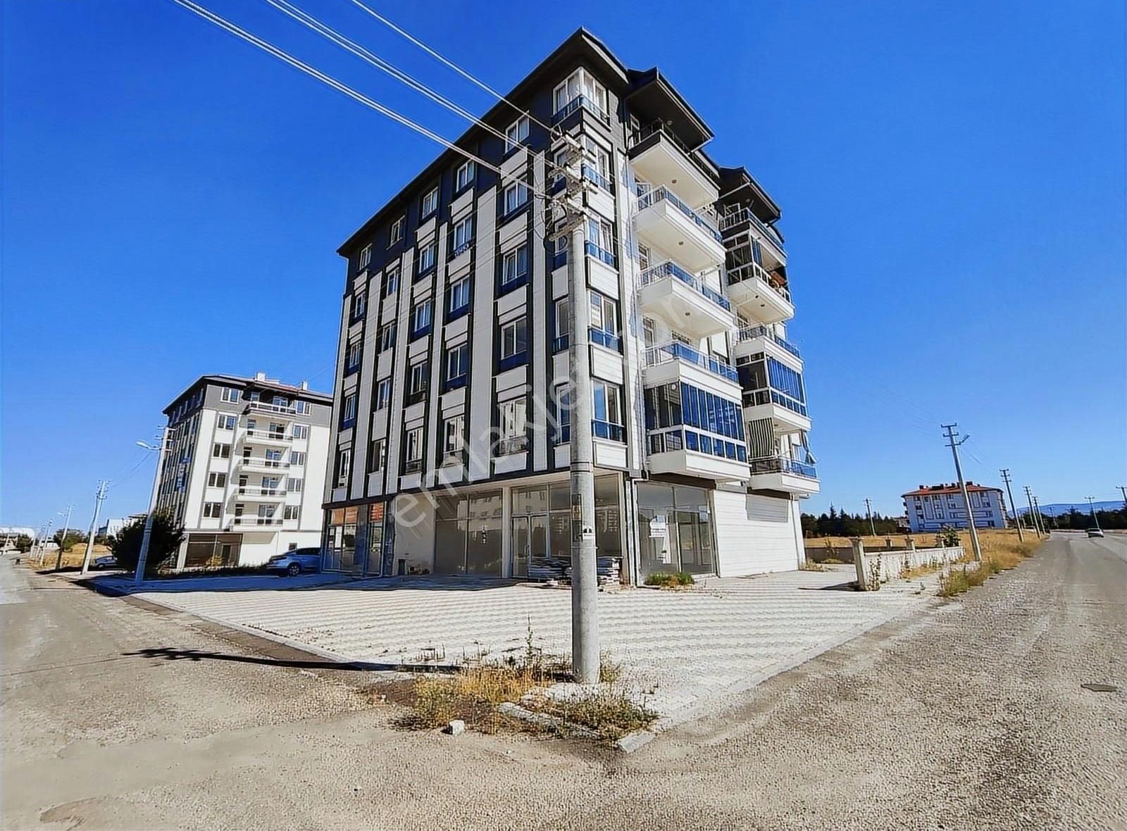 Askeri Fabrika Yanı Hiç Oturulmamış Ankastre-arakat-d.gazlı 3+1