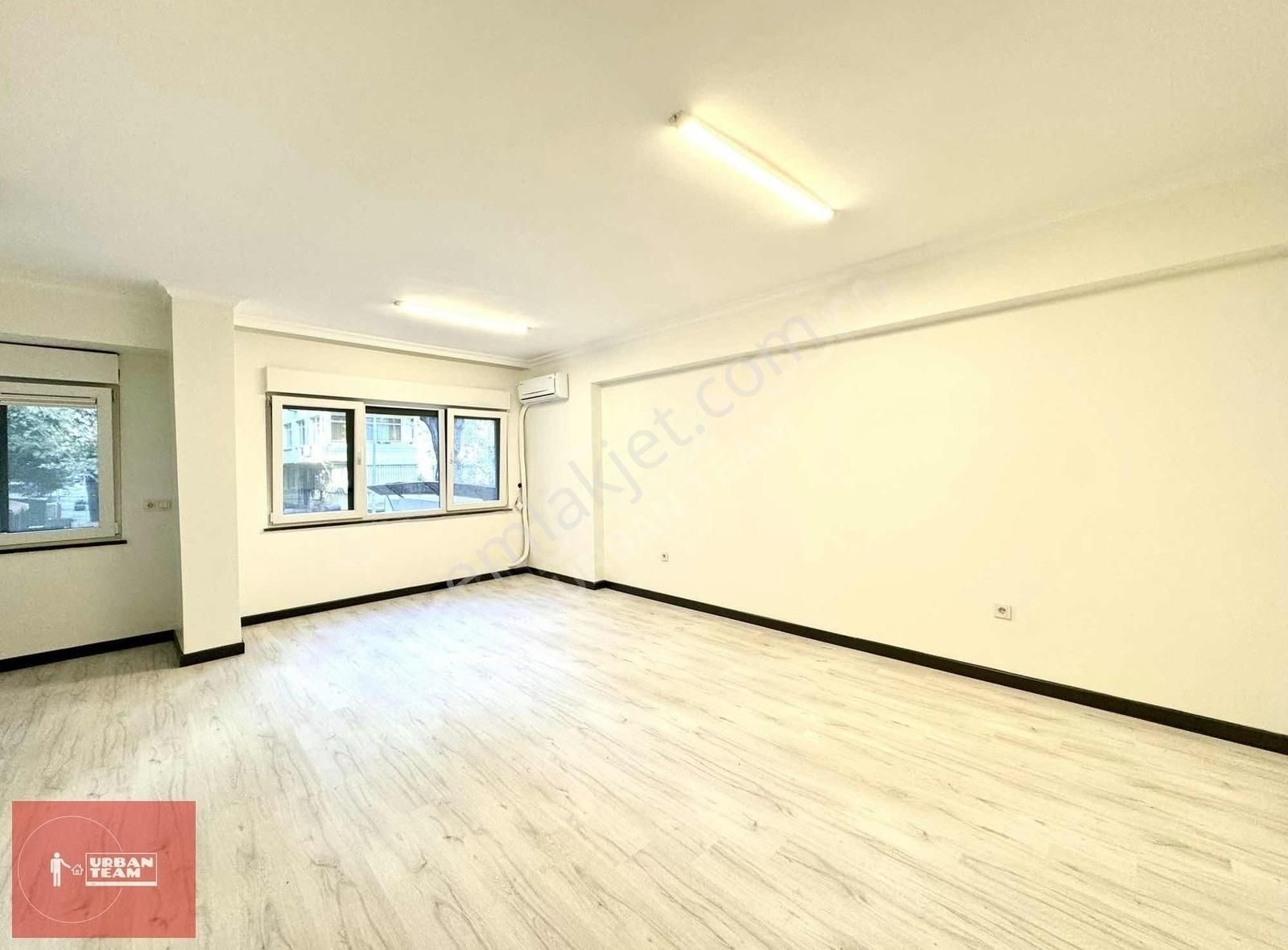 Suadiye Emin Ali Paşa Cadde Üzeri Satılık Büyük 53m2 Ara Kat 1+1 - Görsel 30