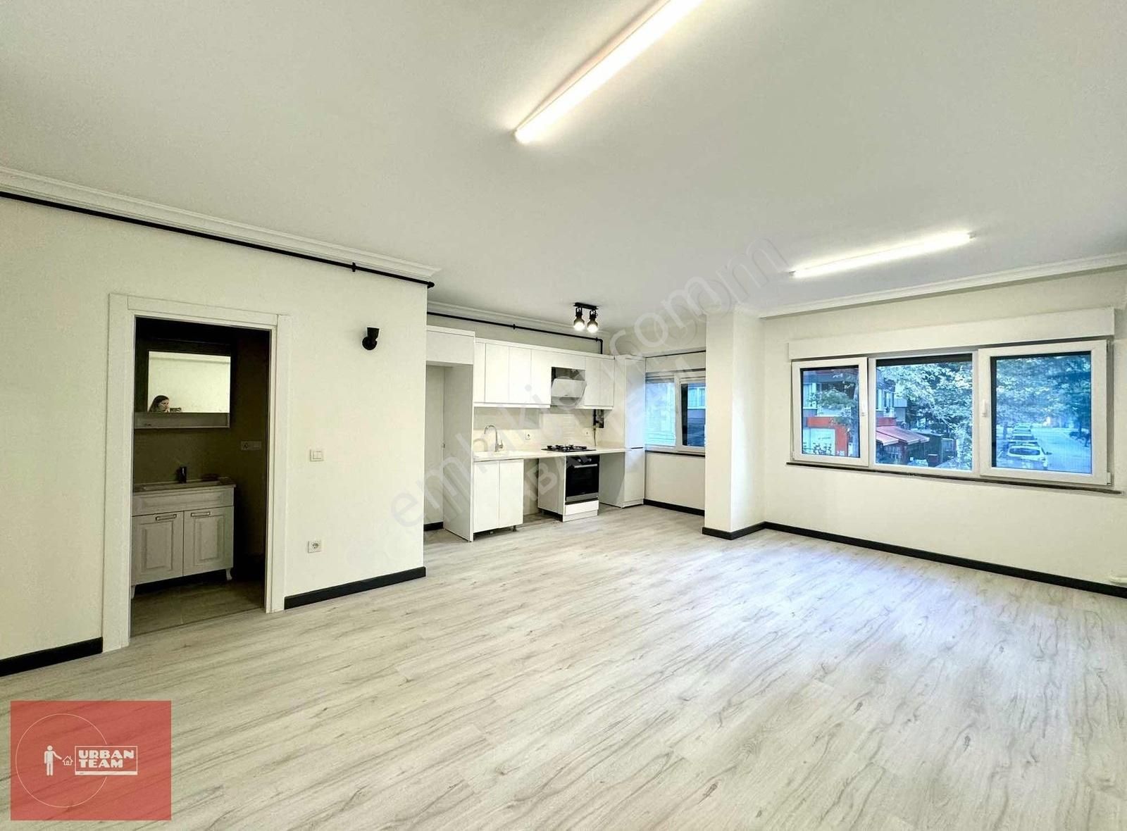 Suadiye Emin Ali Paşa Cadde Üzeri Satılık Büyük 53m2 Ara Kat 1+1 - Görsel 14