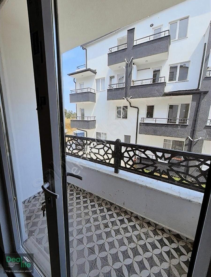 Deallife'dan Satılık Lüks 2+1 Arakat Daire
