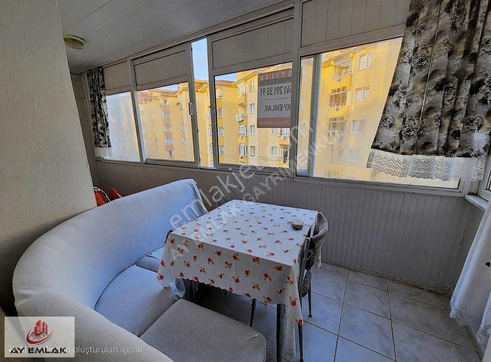 Ay Emlak'tan Armutlu Petek Sitesi İçinde 2+1 Deniz Gören Daire - Görsel 5