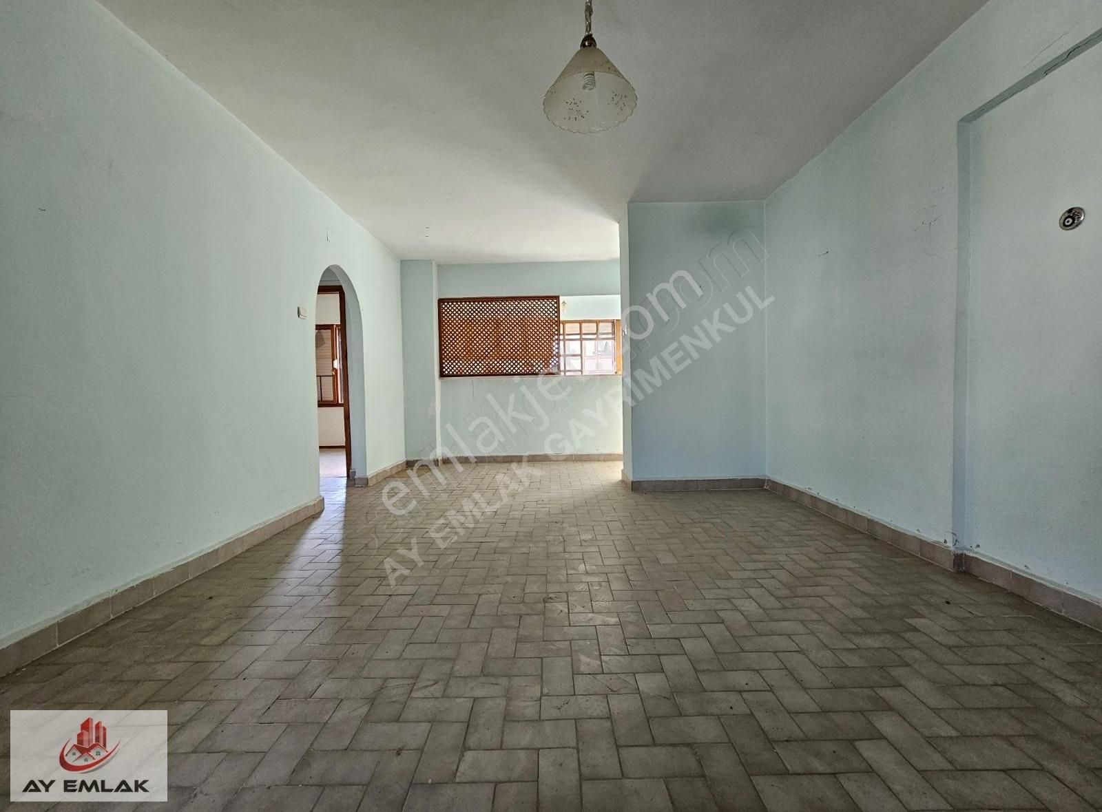 Ay Emlak'tan Armutlu Şadiye Hanım Sitesi Deniz Gören 2+1 Daire - Görsel 2