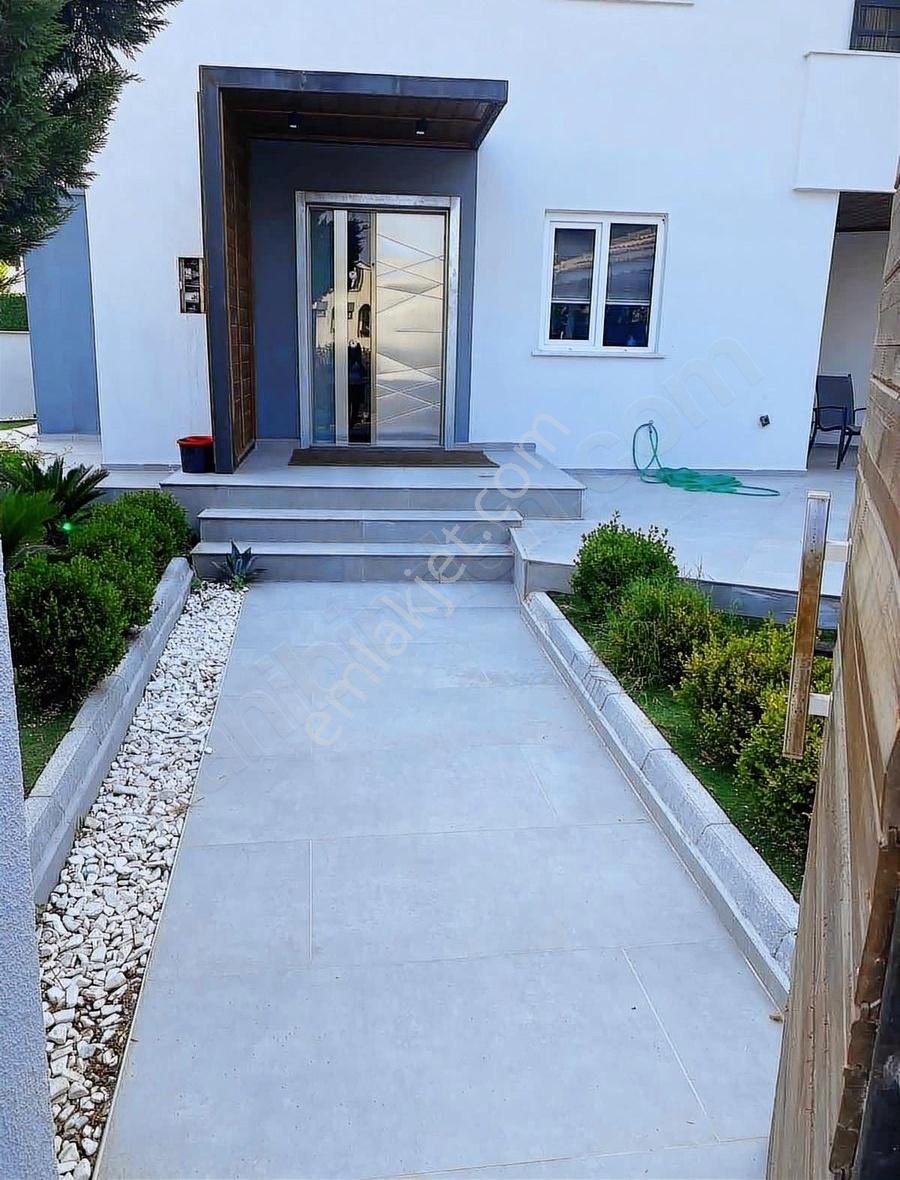 Özel Havuzlu Satılık Villa - Görsel 10