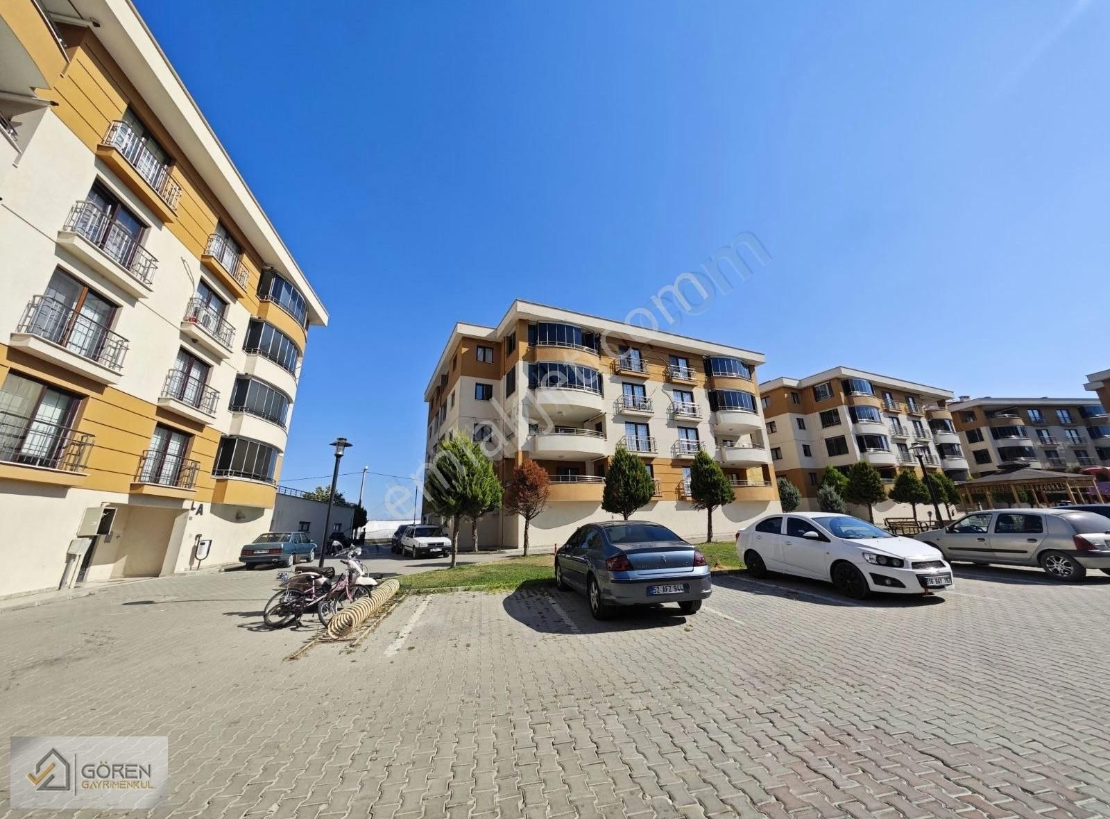 3+1 Krediye Uygun Kat Mülkiyetli Dükkan Üstü Daire - Görsel 19