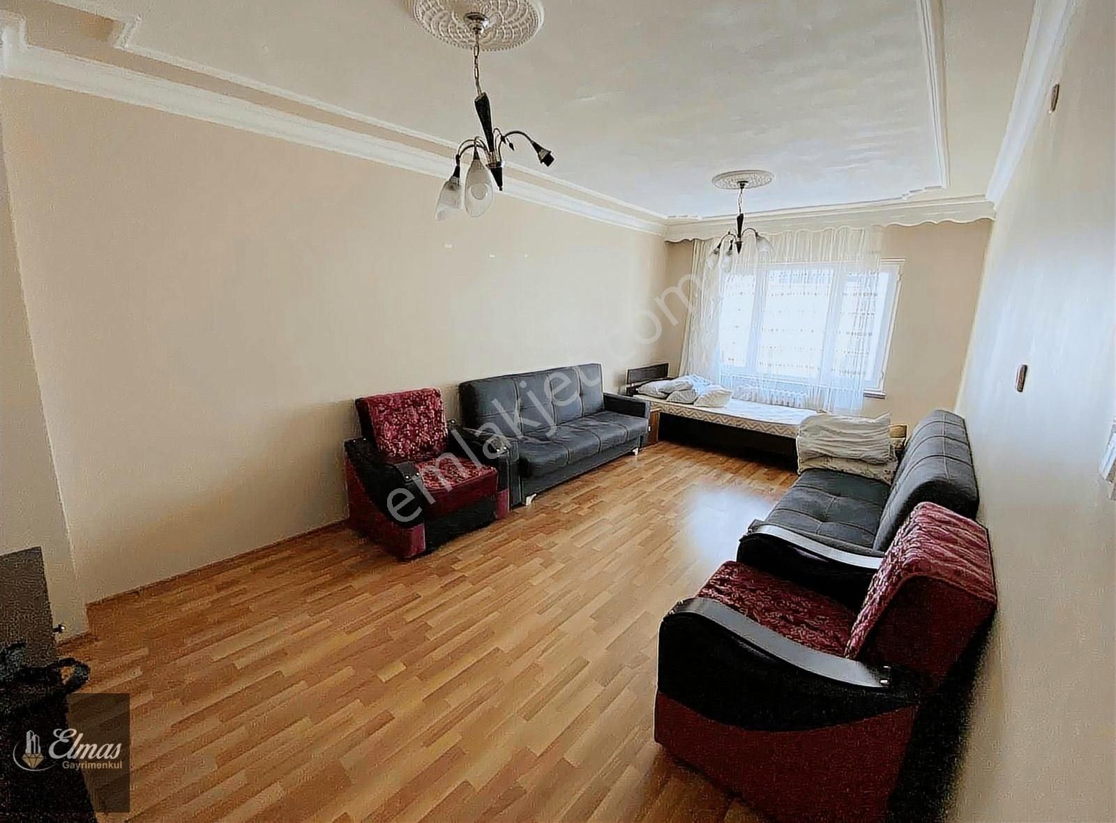 Elmastan Kiralık Üniversite Karşısı Eşyalı 2+1 Daire