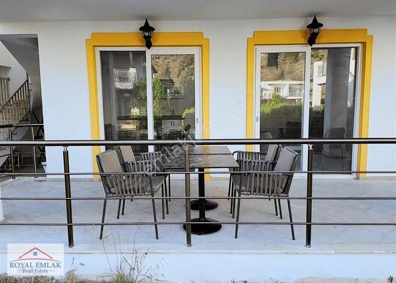 Bodrum Havalimanı Yolu Üzerinde Sitede Satılık Bahçe Katı 2+1 - Görsel 11