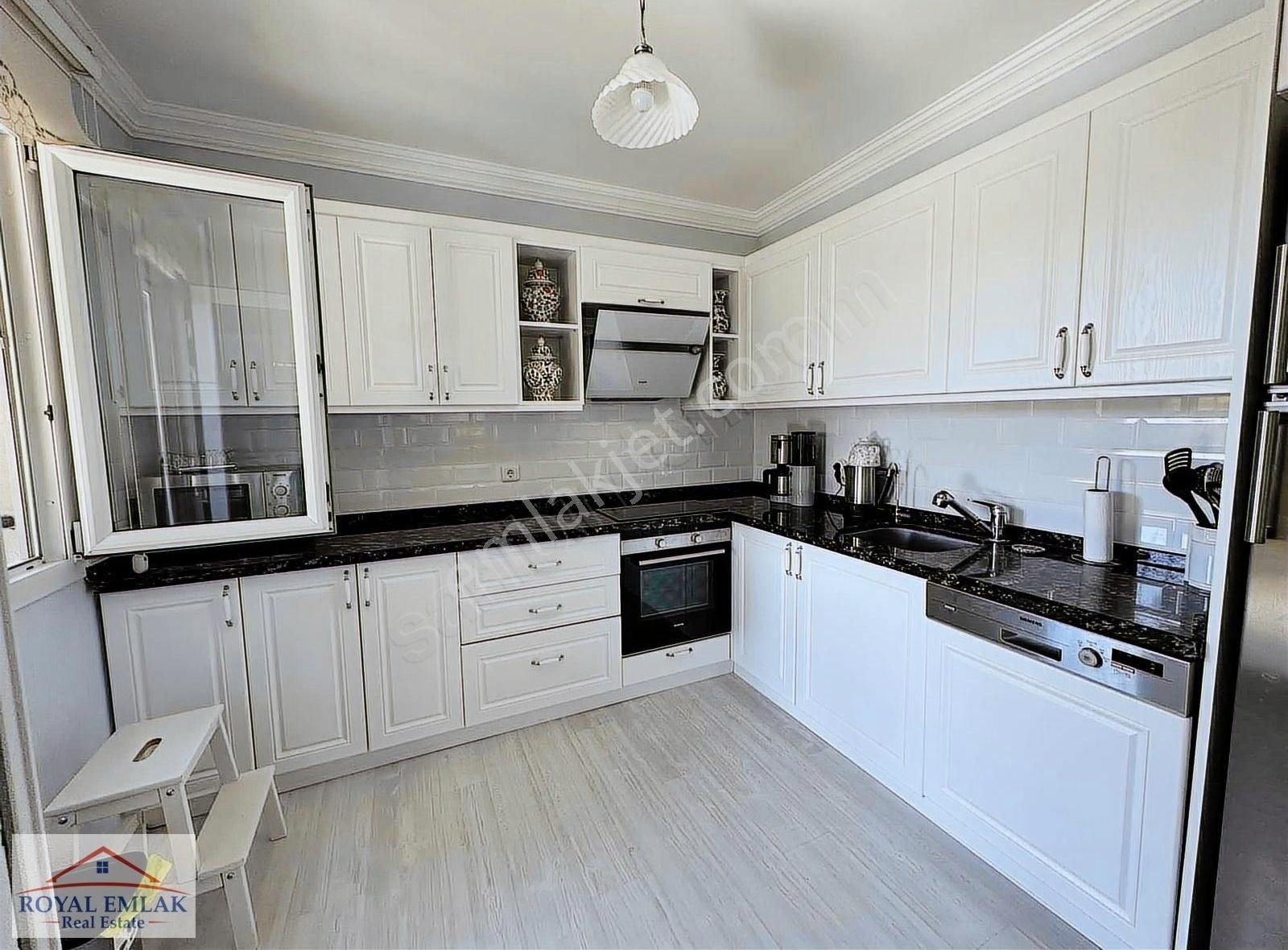 Muğla Güllük Merkezi Konumda 3+1 Satılık Bahçe Katı Yazlık - Görsel 7