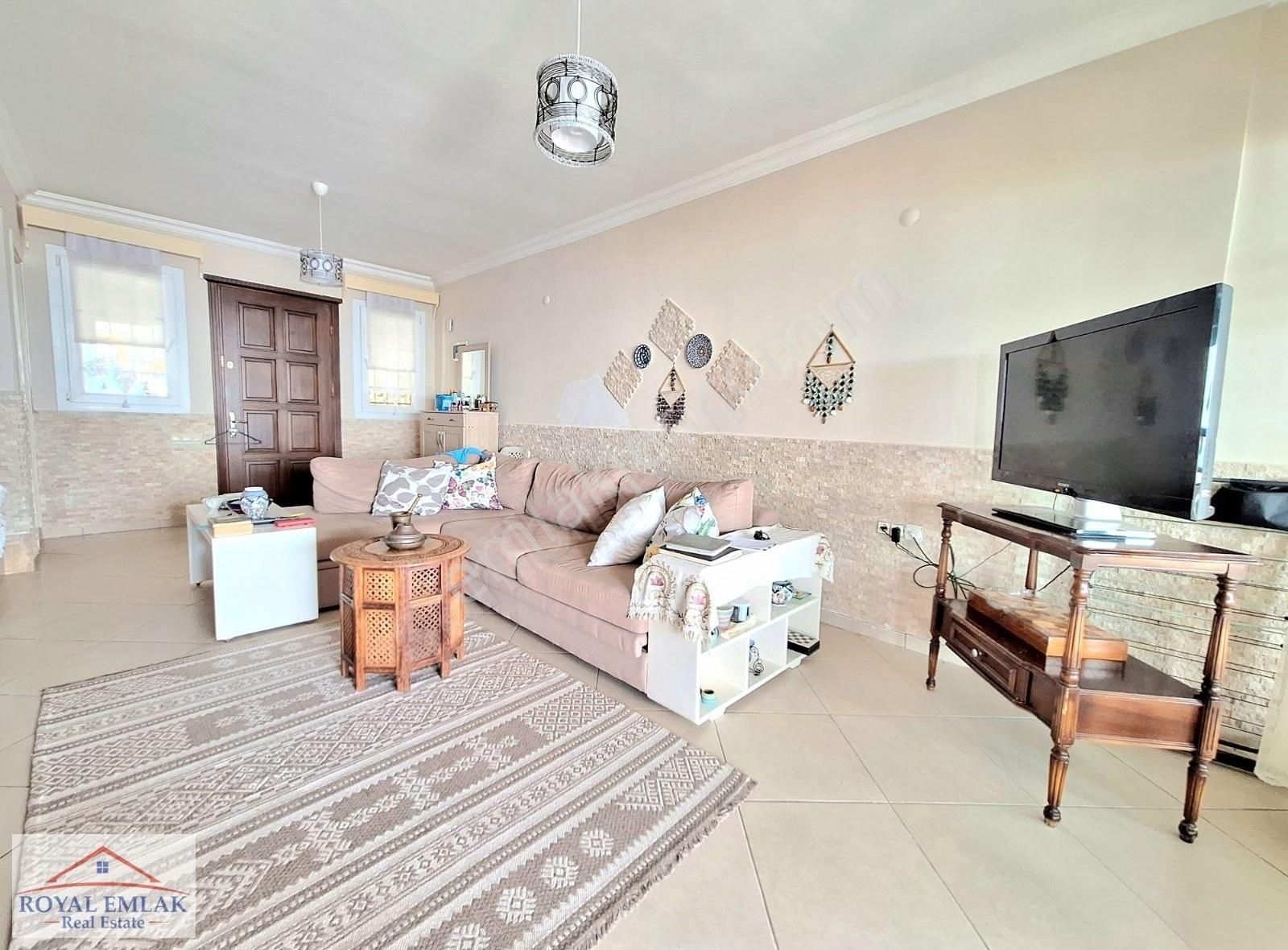 Muğla Boğaziçi Panoramik Deniz Manzaralı Satılık Villa - Görsel 11