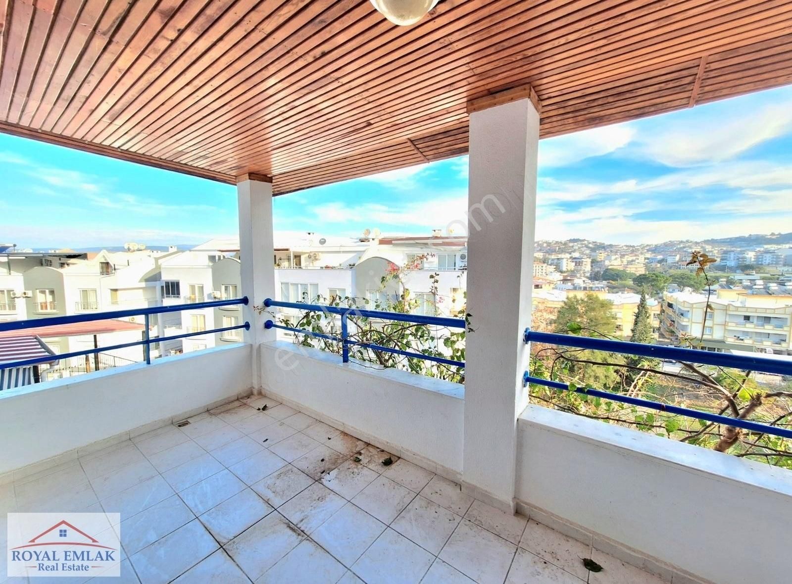 Muğla Güllük Denize Yürüme Mesafesinde Satılık Tripleks Villa - Görsel 21