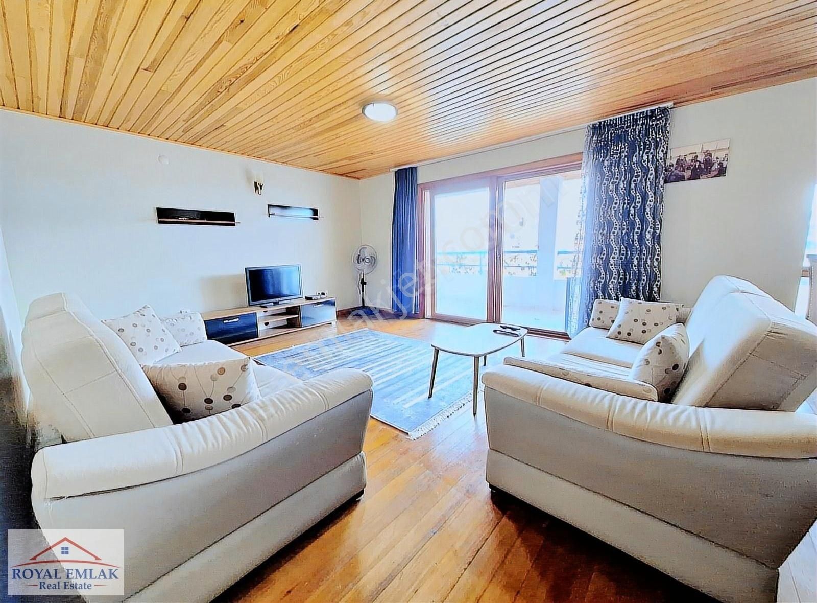 Muğla Güllük Denize Yürüme Mesafesinde Satılık Tripleks Villa - Görsel 35