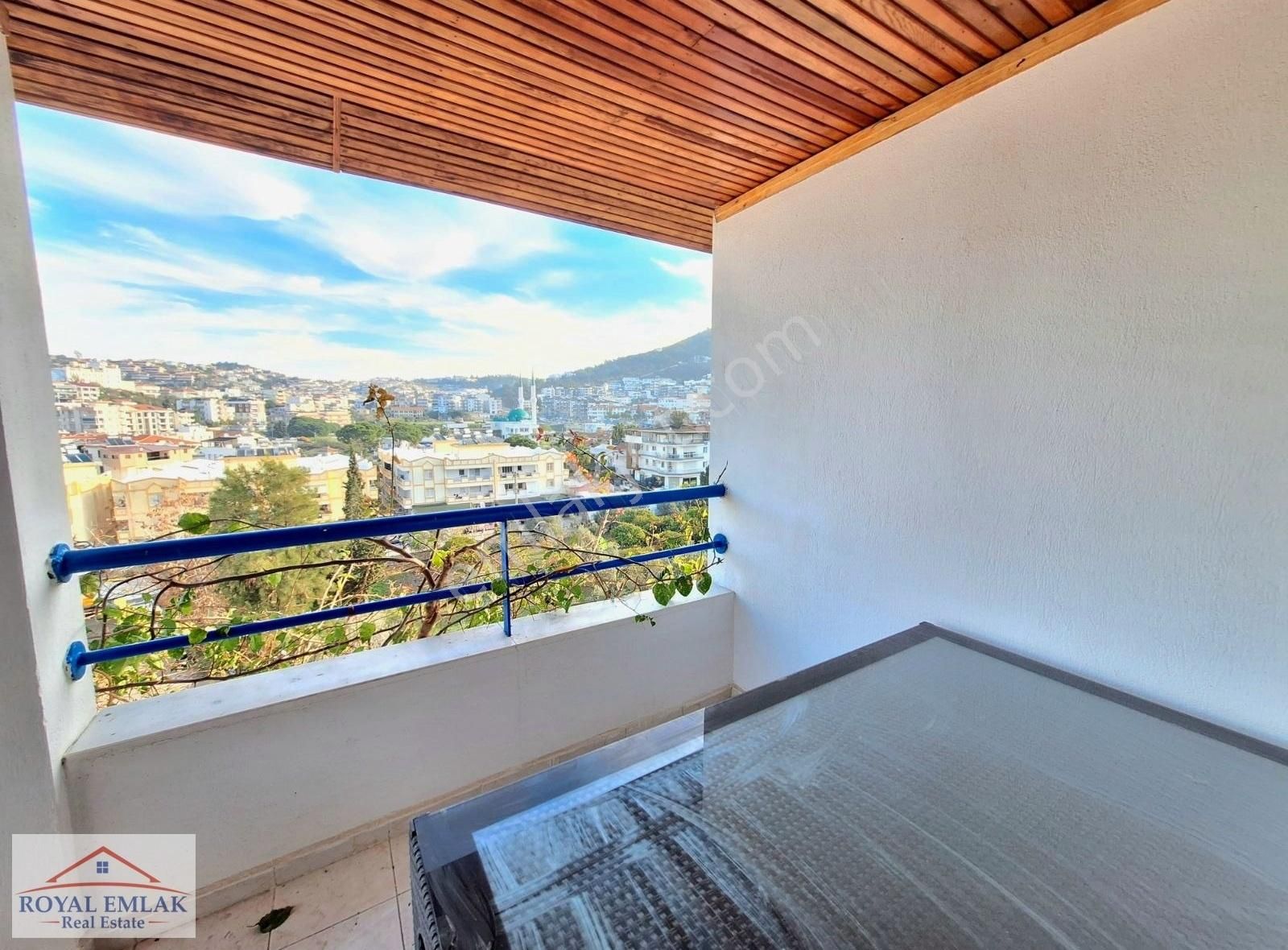 Muğla Güllük Denize Yürüme Mesafesinde Satılık Tripleks Villa - Görsel 18