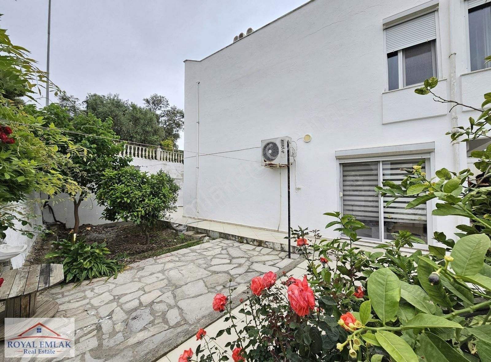 Muğla Güllük Deniz Manzaralı Satılık Müstakil Ev - Görsel 11