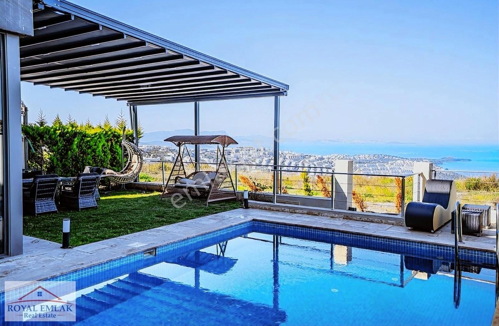 Muğla Adabükü Panoramik Deniz Manzaralı Satılık Lüks Villa