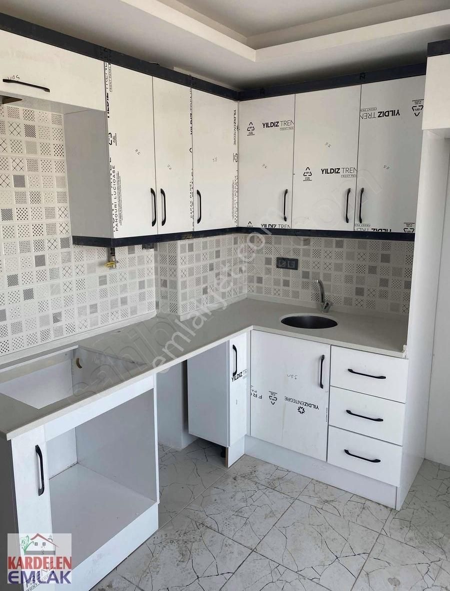 Turgutalp Lider Fırın Civarı 5.kat Sıfır Daire