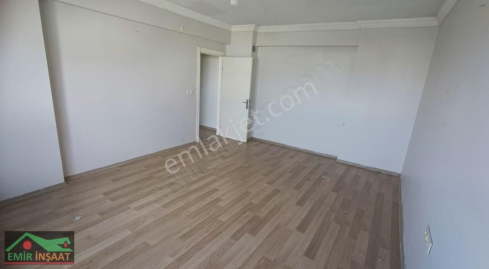 Kapaklıda Cadde Üzeri 2+1 Masrafsız Krediye Uygun Daire