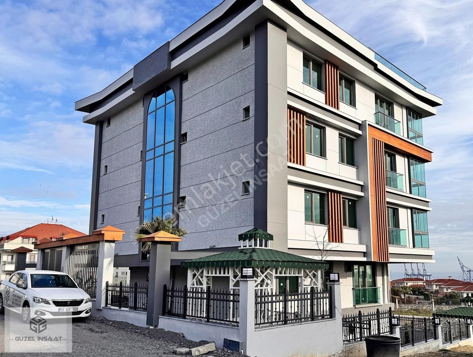 Beylikdüzü Marina'da Emsali Olmayan Lüks Full Deniz Manzaralı