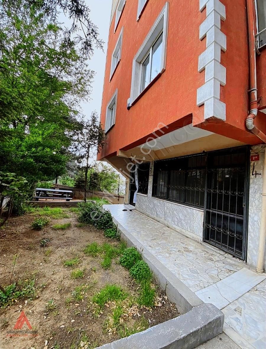 Ümraniye Esenkent Merkezi Konumda Dükkan&mağaza