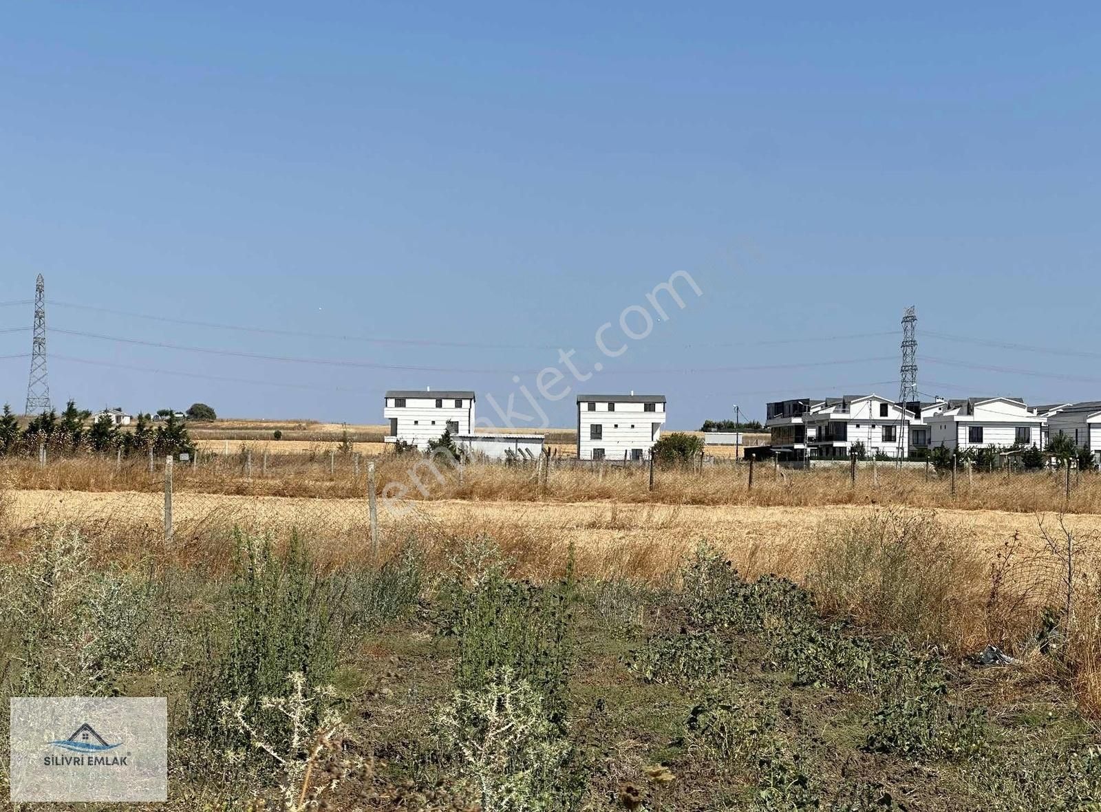 Değirmenköyde Konut İmarlı Tek Tapu 700 M2 Satılık Arsa