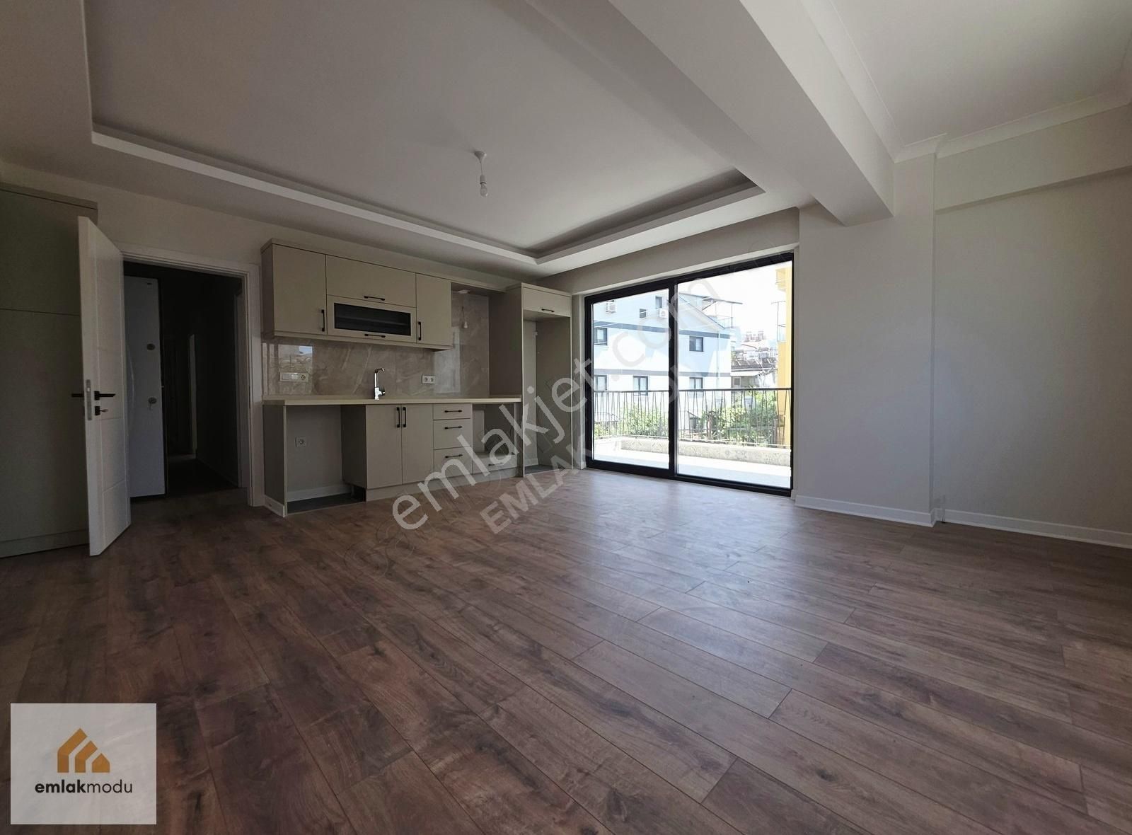 Emlakmodu'ndan Tuzla Mahallesi'nde 3+1 Satılık Daire