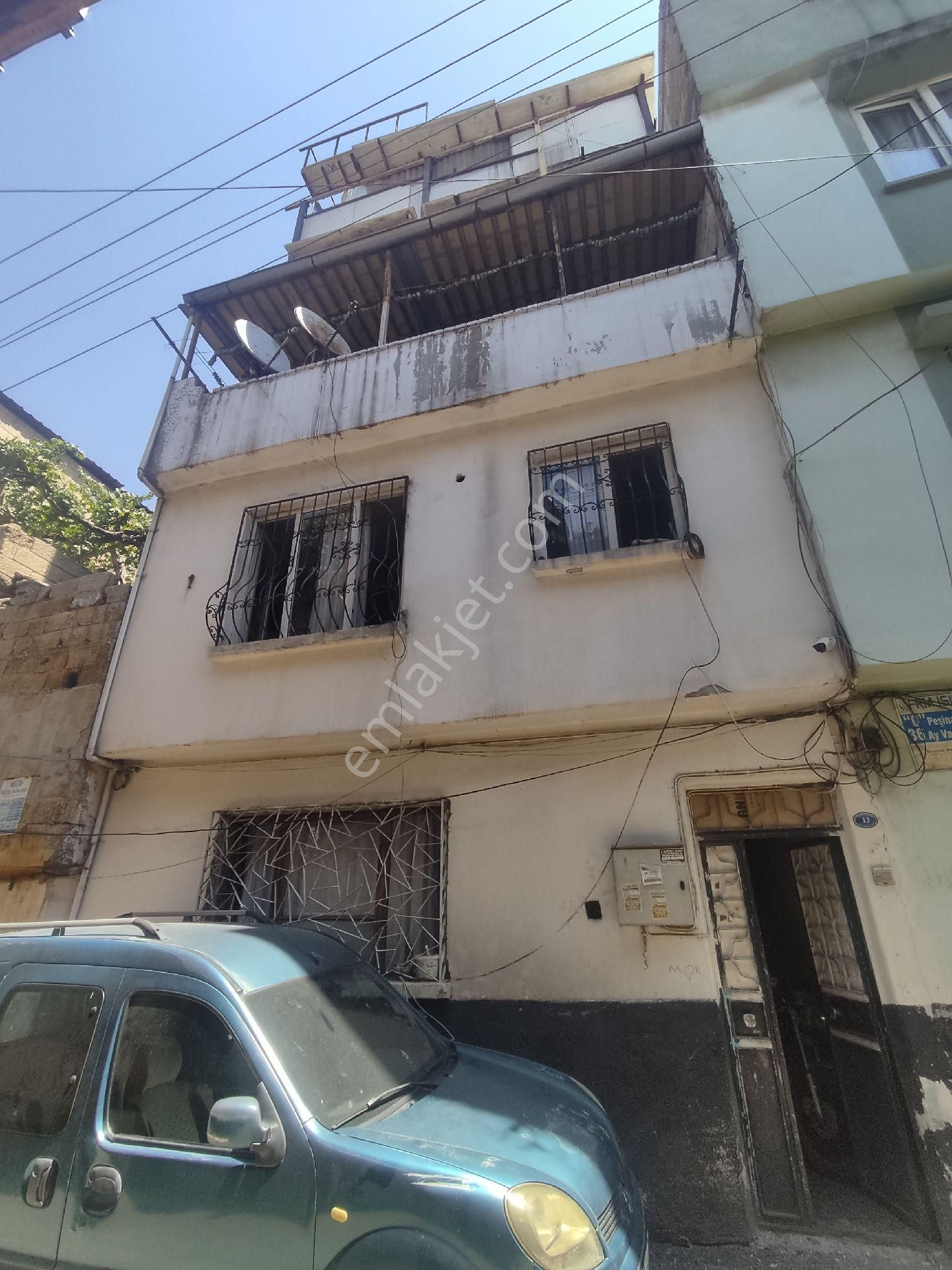 Müstakil 2.5 Katlı Ev