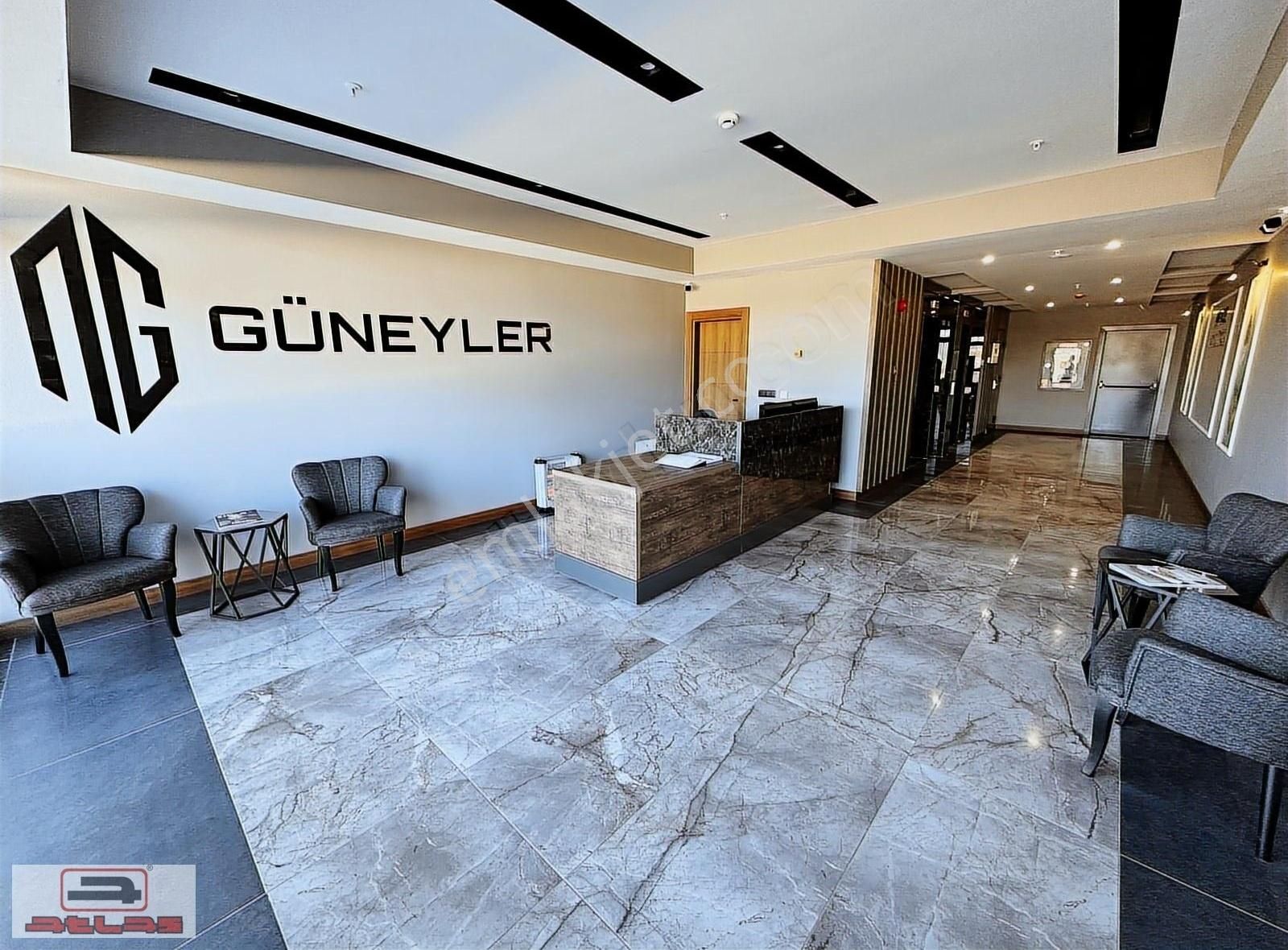 Atlas 'tan Avenue Resıdence 'da 1+1 40m2 Eşyalı