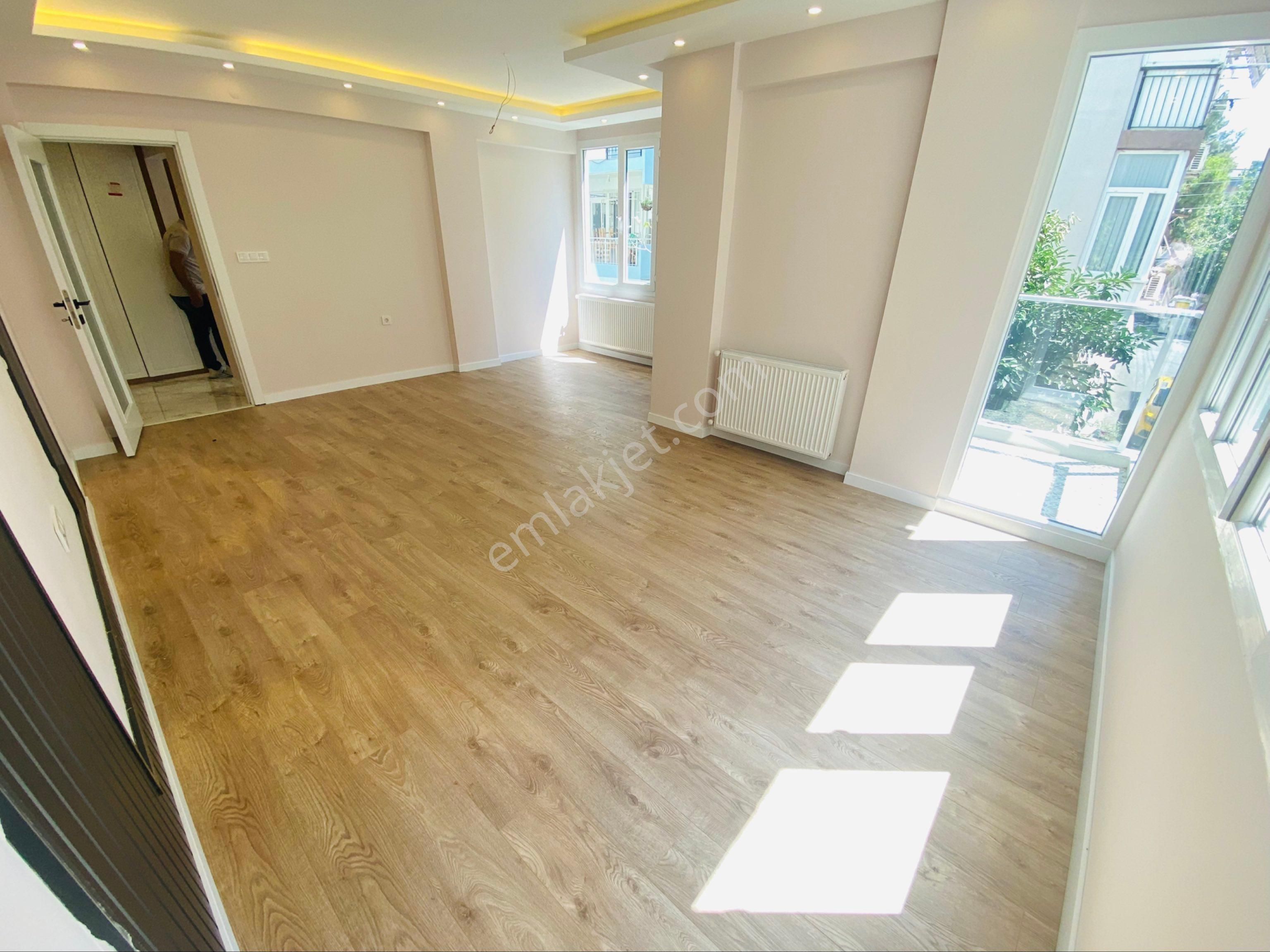 Hatay Askeri Hastane Karşısında 3+1 130m2 Lüks Dekorlu Arakat Köşe Daire - Görsel 4