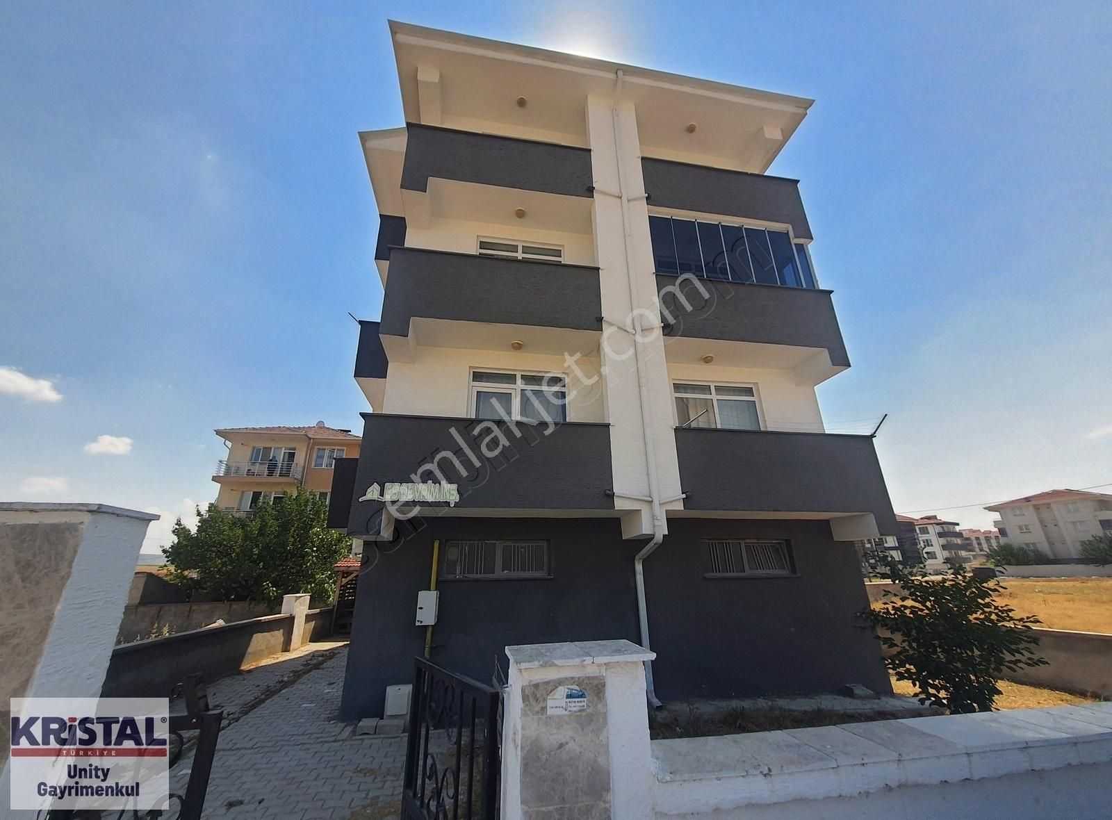 Kristal Unıty'den Şehir Hastanesi Yakını 2+0 Kiralık Daire