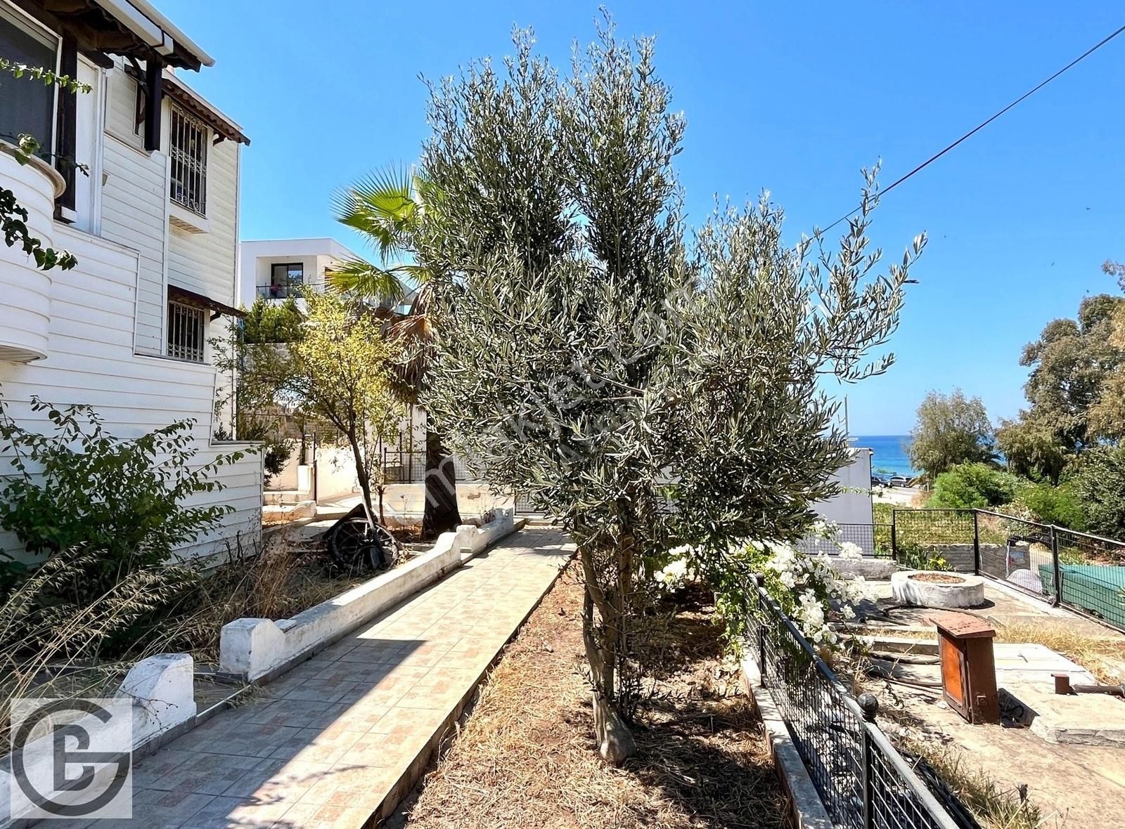 *bodrum Akyarlar'da *denize 90 Mt Mesafede *3+1 *deniz Manzaralı