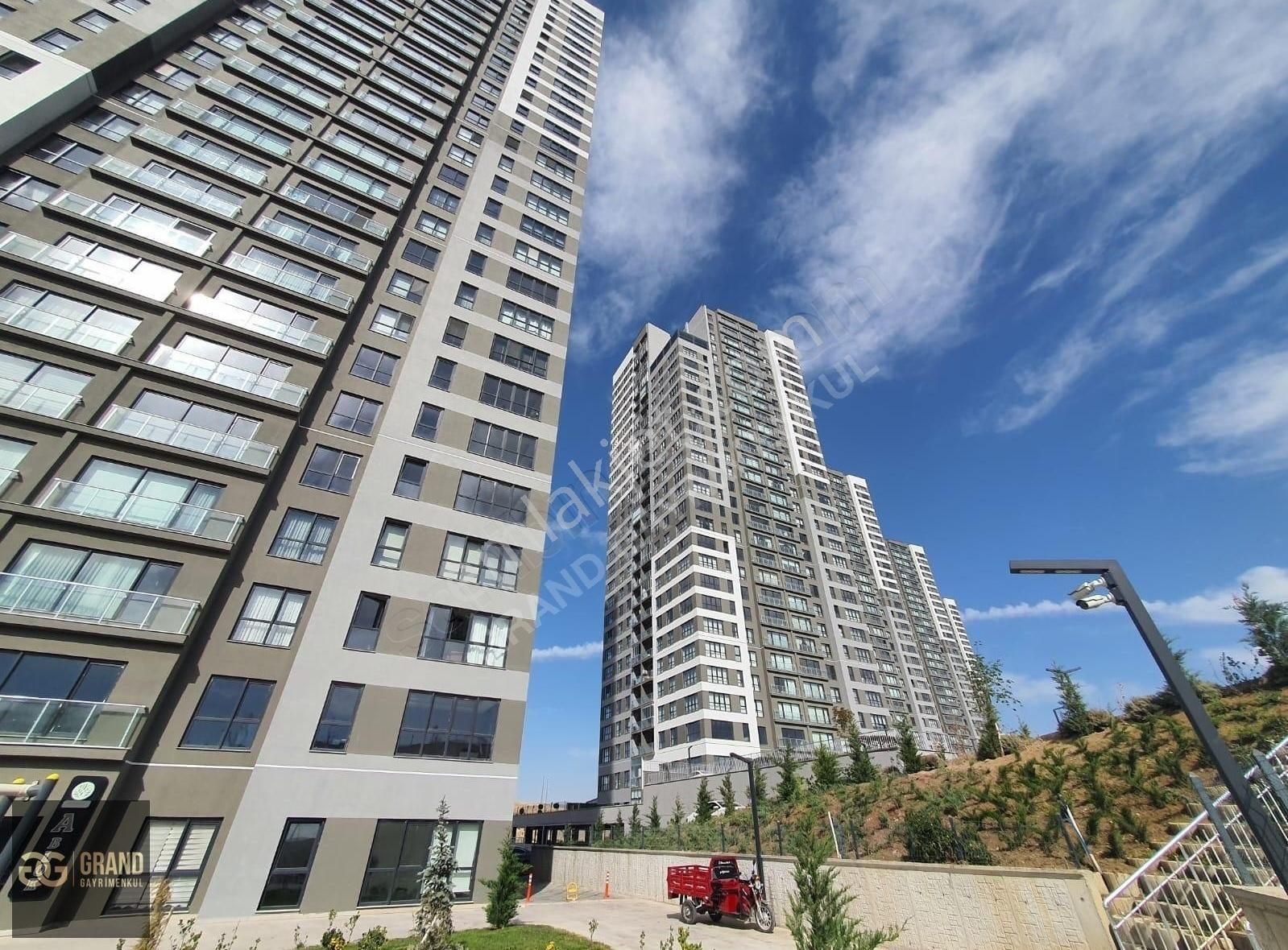 Natura Batıkent Aqua'lı-klimalı Oturuma Hazır Arakat 4.5+1 Daire
