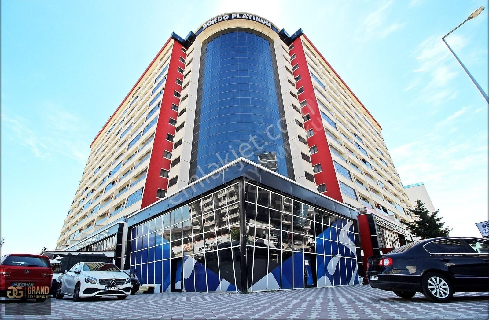 Şht Osman Avcı 7/24 Güvenlikli,havuzlu 1+1 73m² Arakat Residence