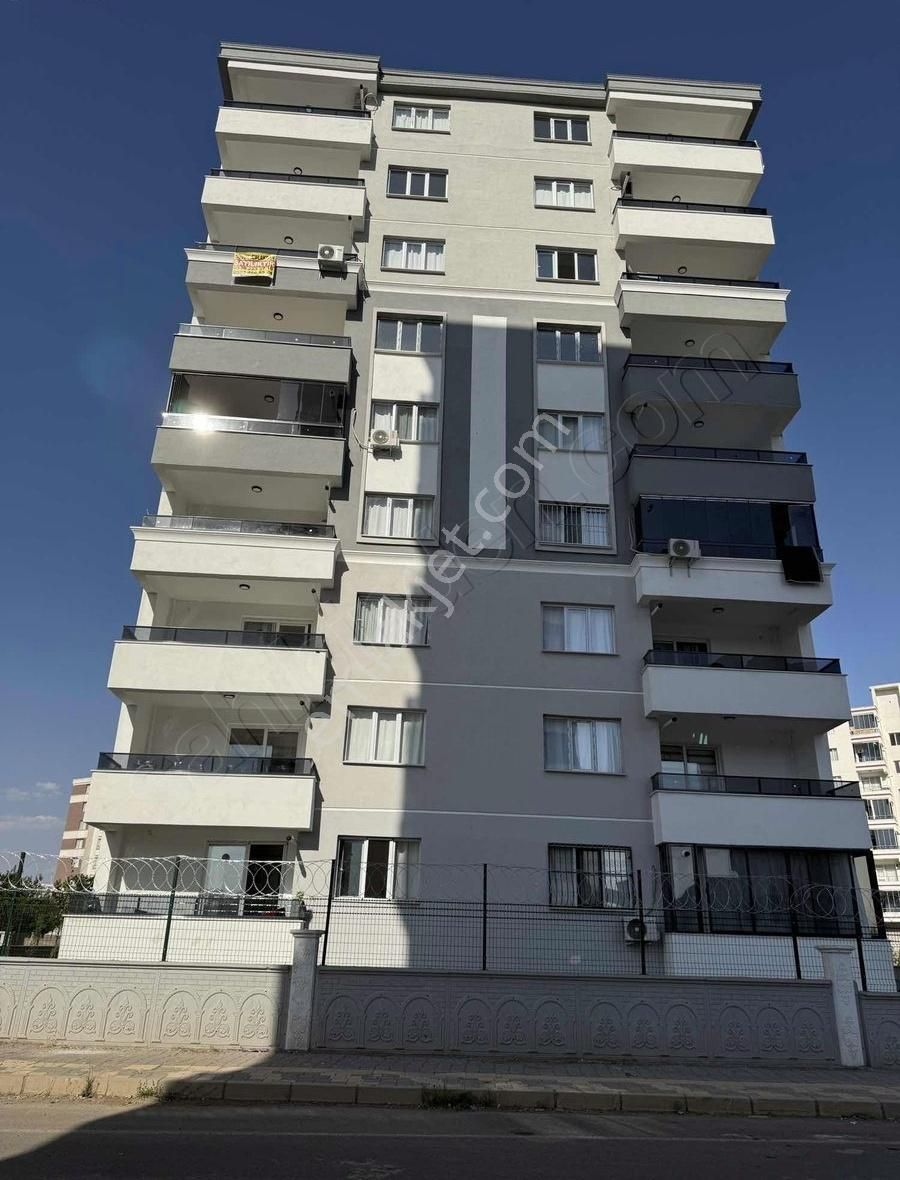 Güven Emlaktan Satılık Daire