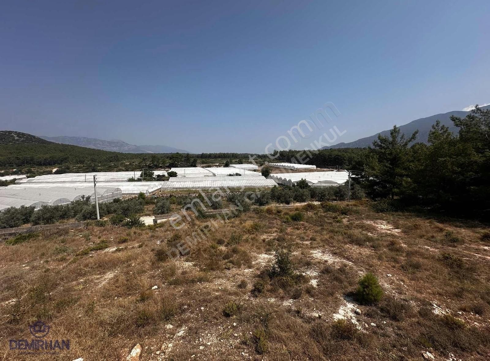 Kaş, Çavdırda Tek Tapu Parseller